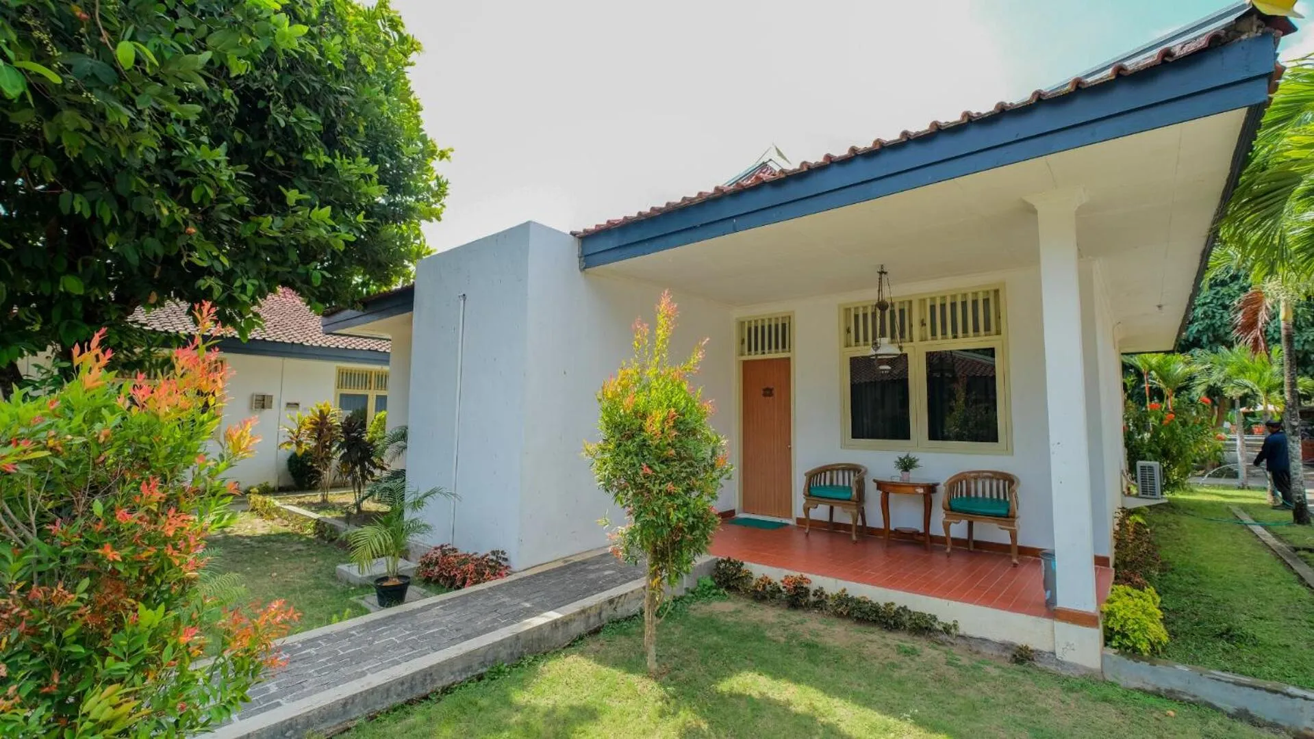 Garden in Royal Brongto Hotel