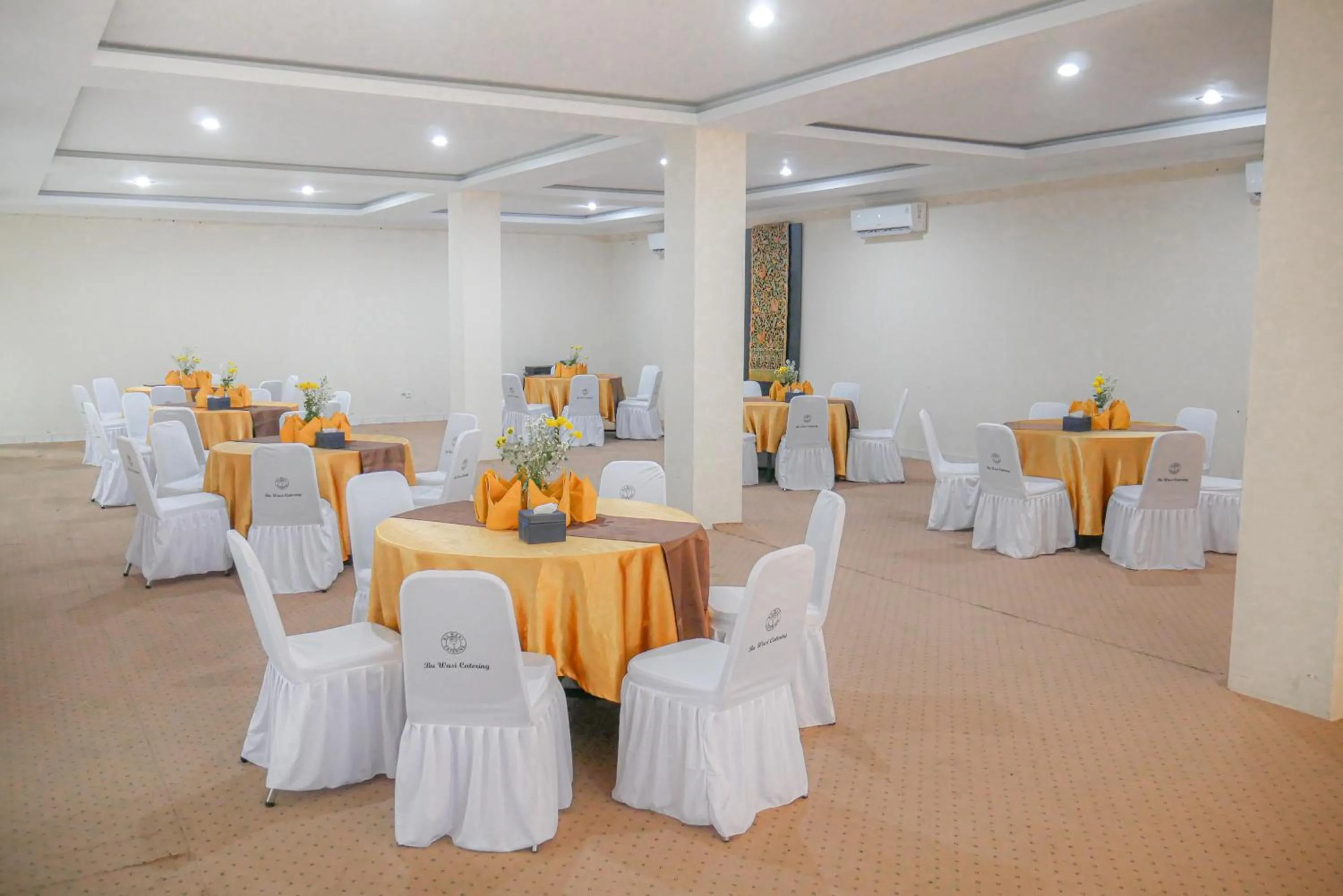 Meeting/conference room in Royal Brongto Hotel