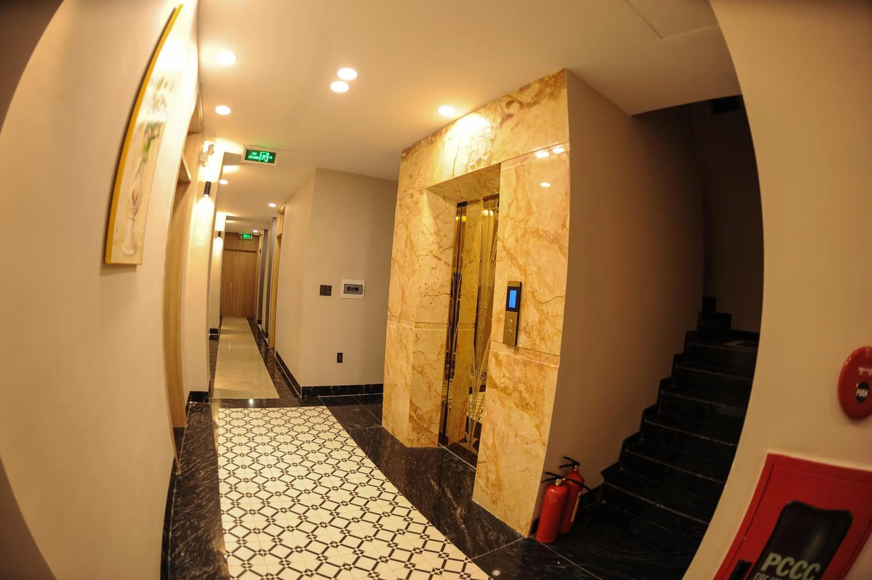 elevator in LAHONA HOTEL