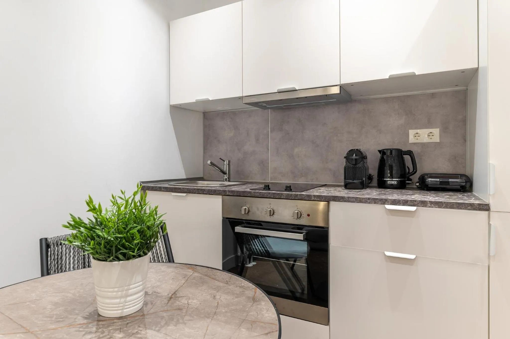 Coffee/tea facilities in Phaedrus Living Luxury Studio Kolonaki Tsakalof