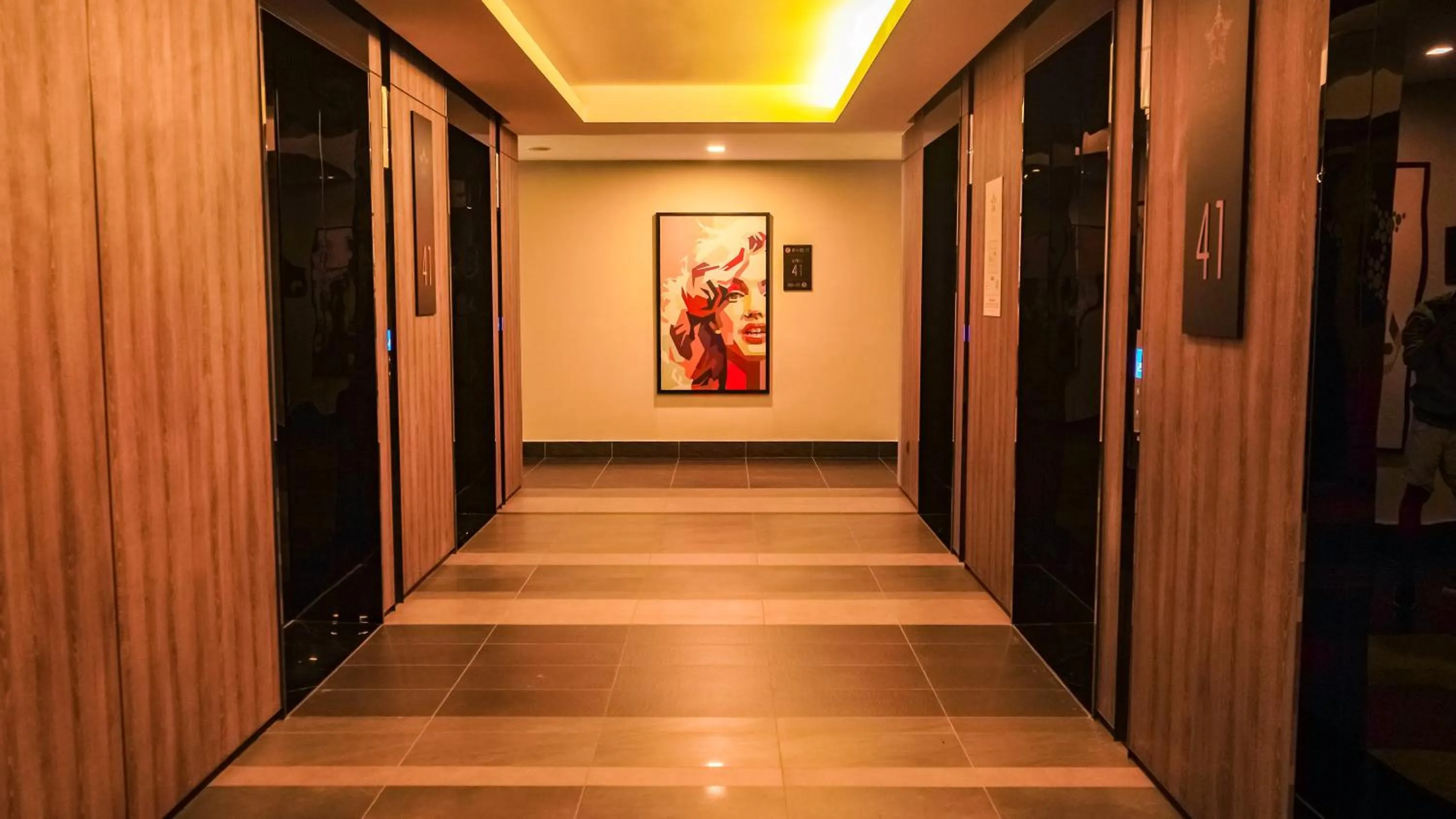 Area and facilities in AXQUISITE SUITES at KLCC