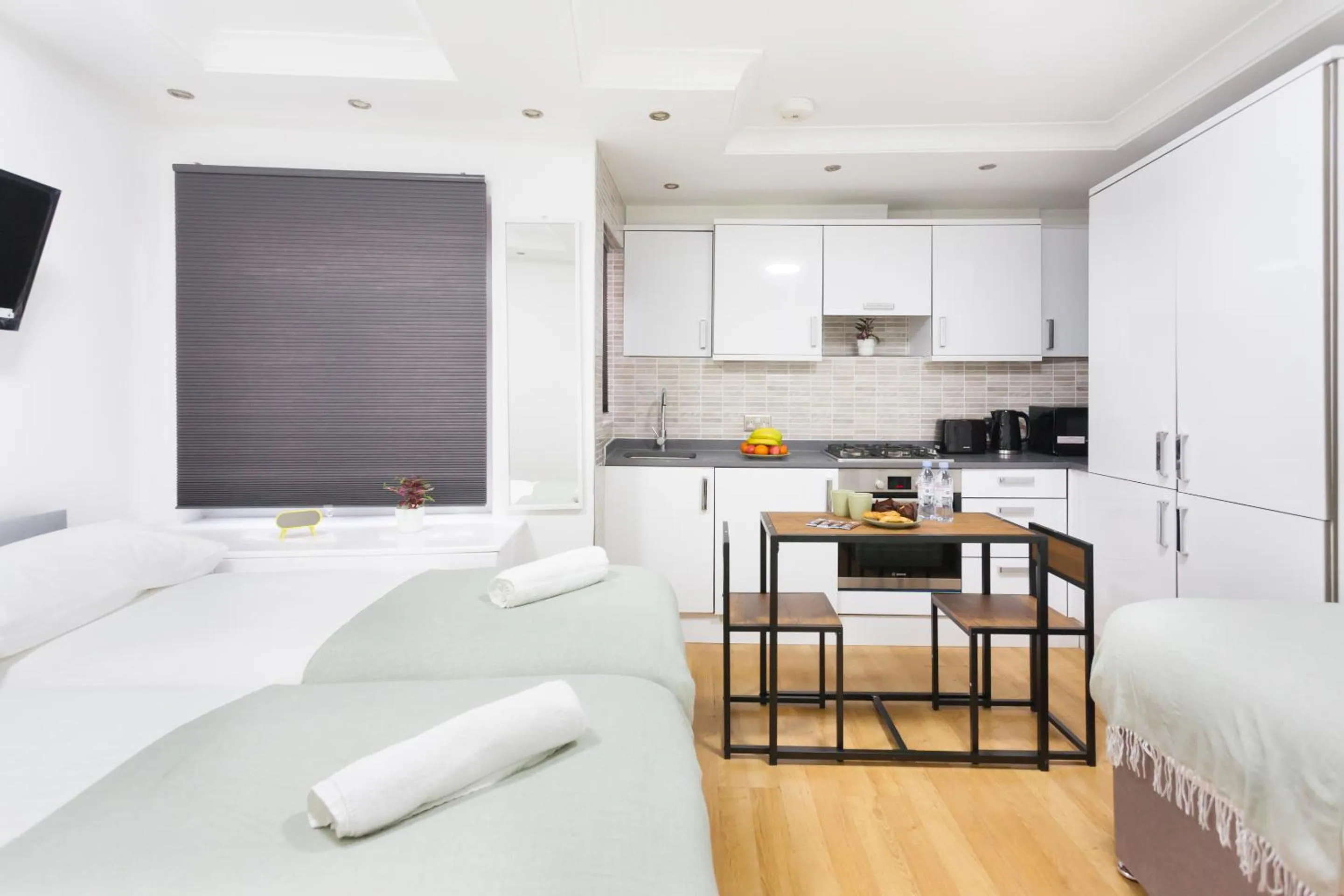 Bedroom, Bed in Studio9 Rooms - Next to Emirates Stadium - Budget Rooms with Shared Bathroom