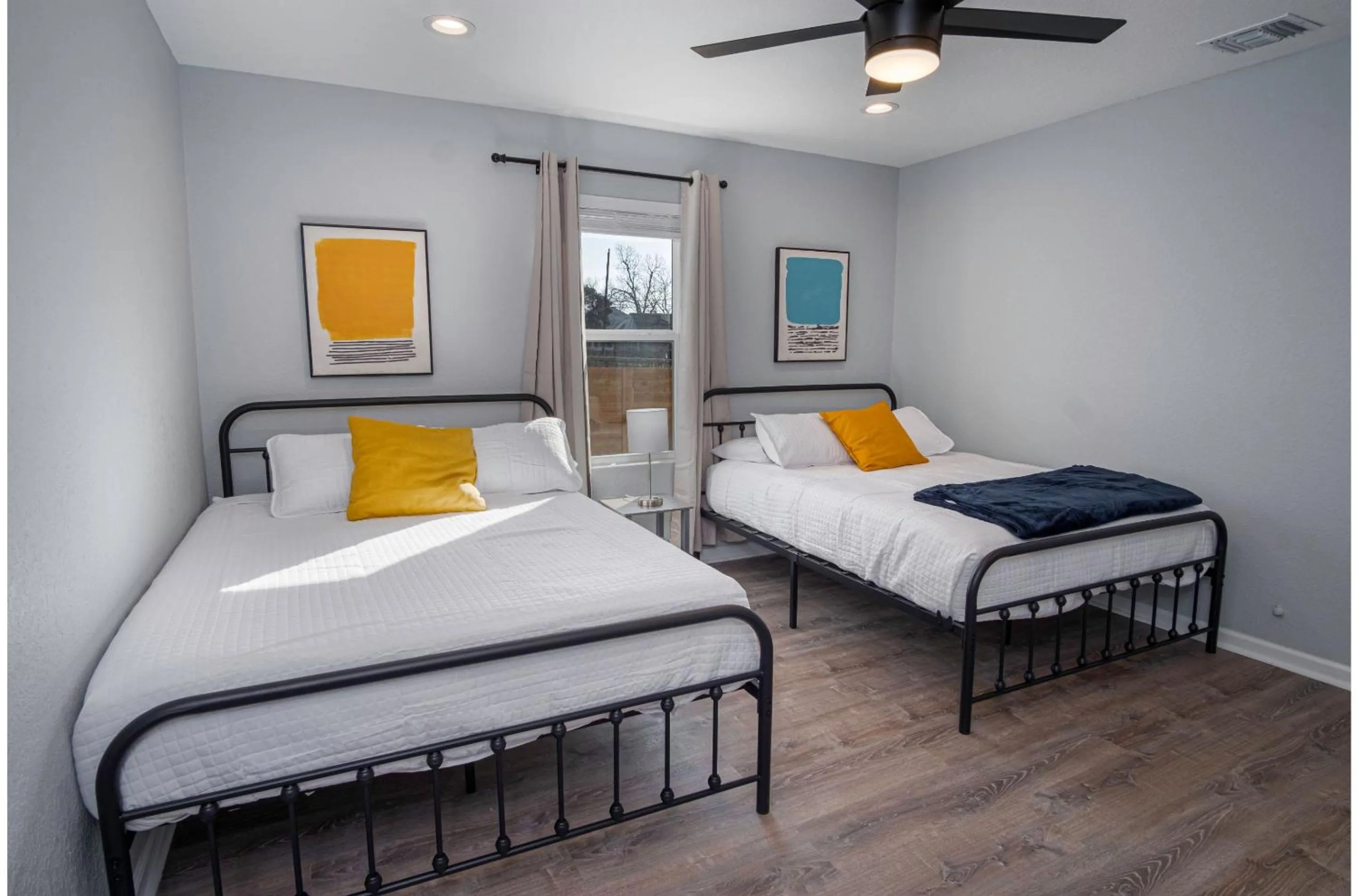 Other, Bed in Adorable 4BR 2BA Close to Riverwalk and Downtown