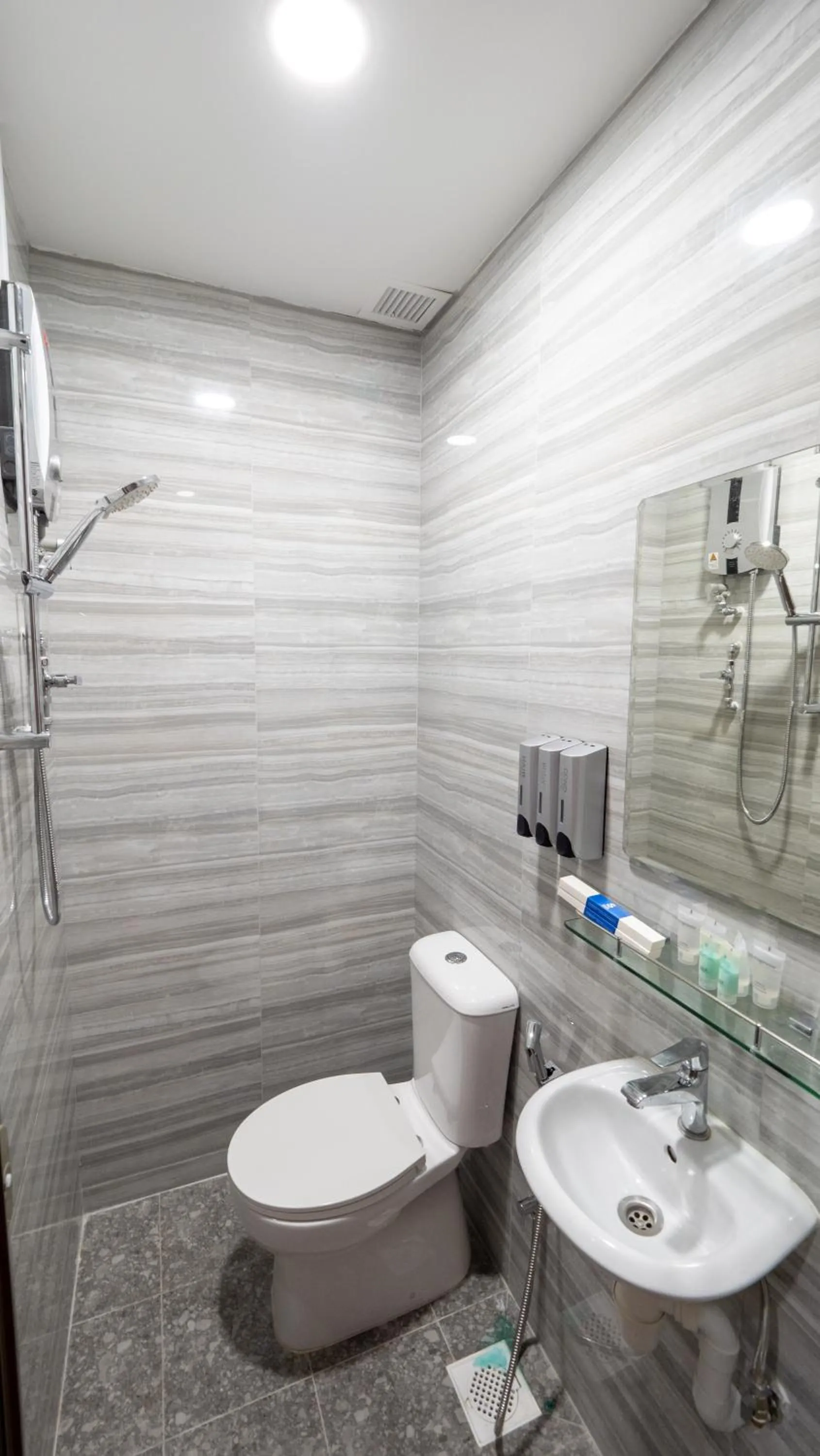 Bathroom in Snow Hotel Lavender