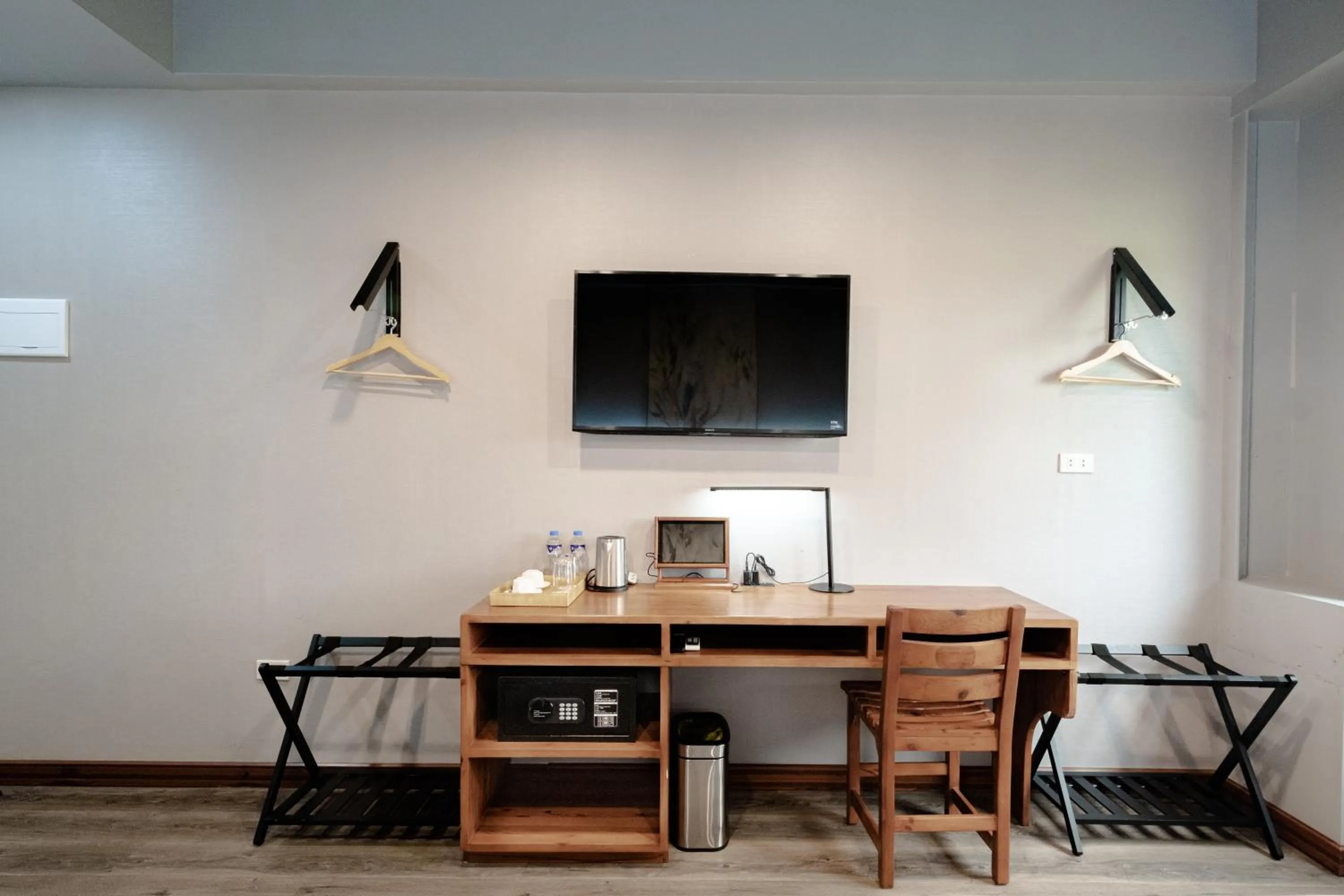 TV and multimedia in Kekehyu Business Hotel