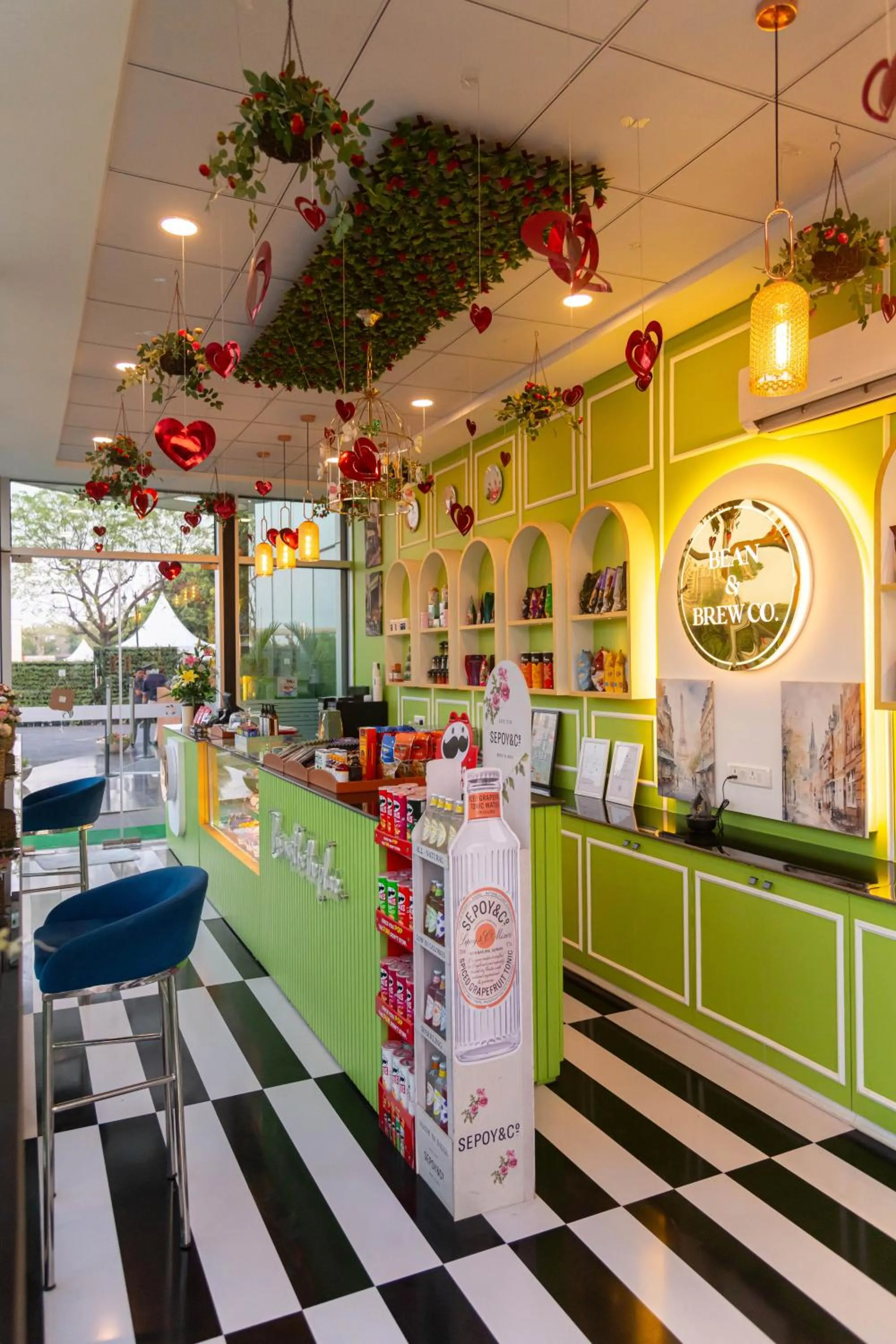 Restaurant/places to eat in ExpoInn Suites and Convention