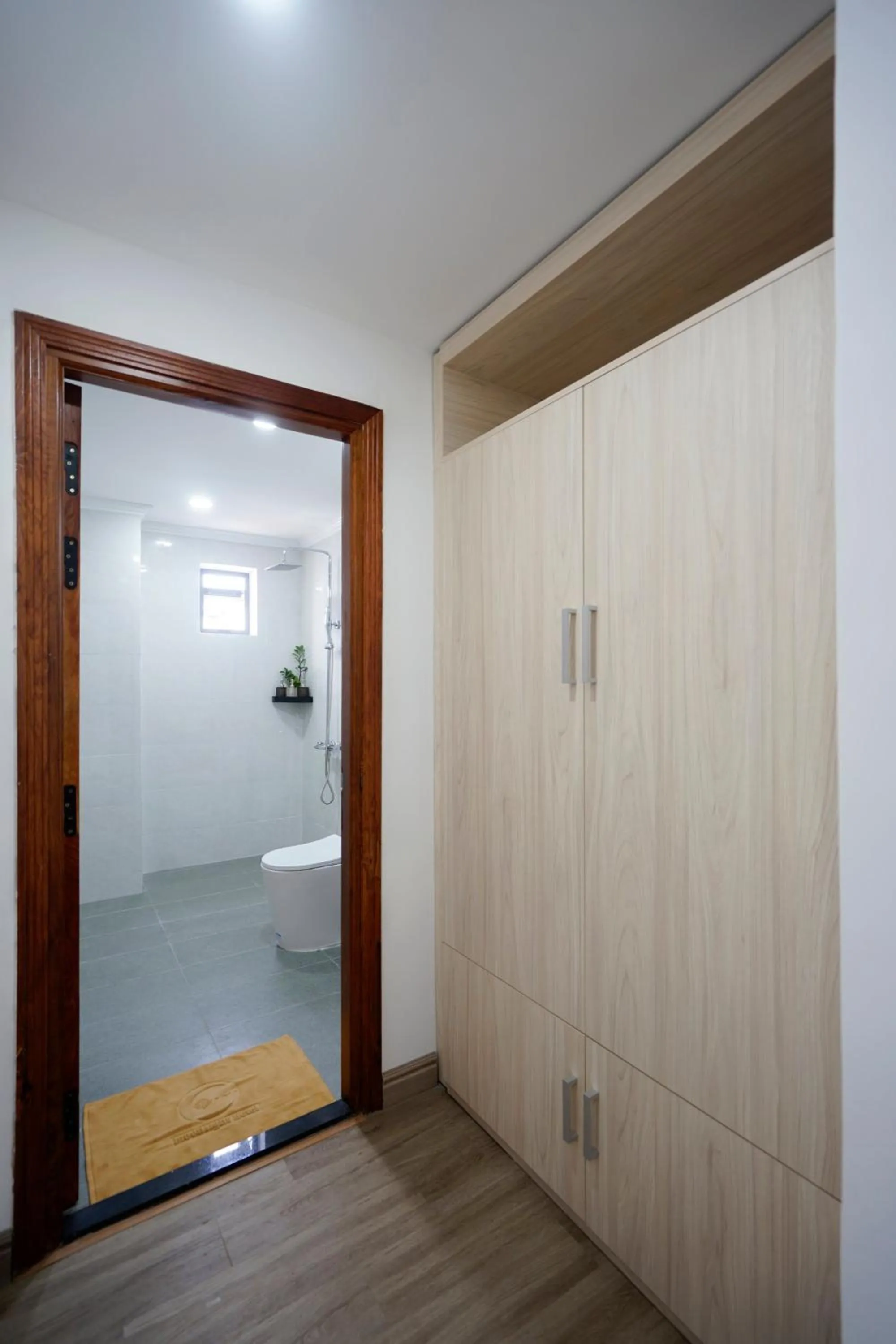 Shower in Moonlight Nha Trang Hotel