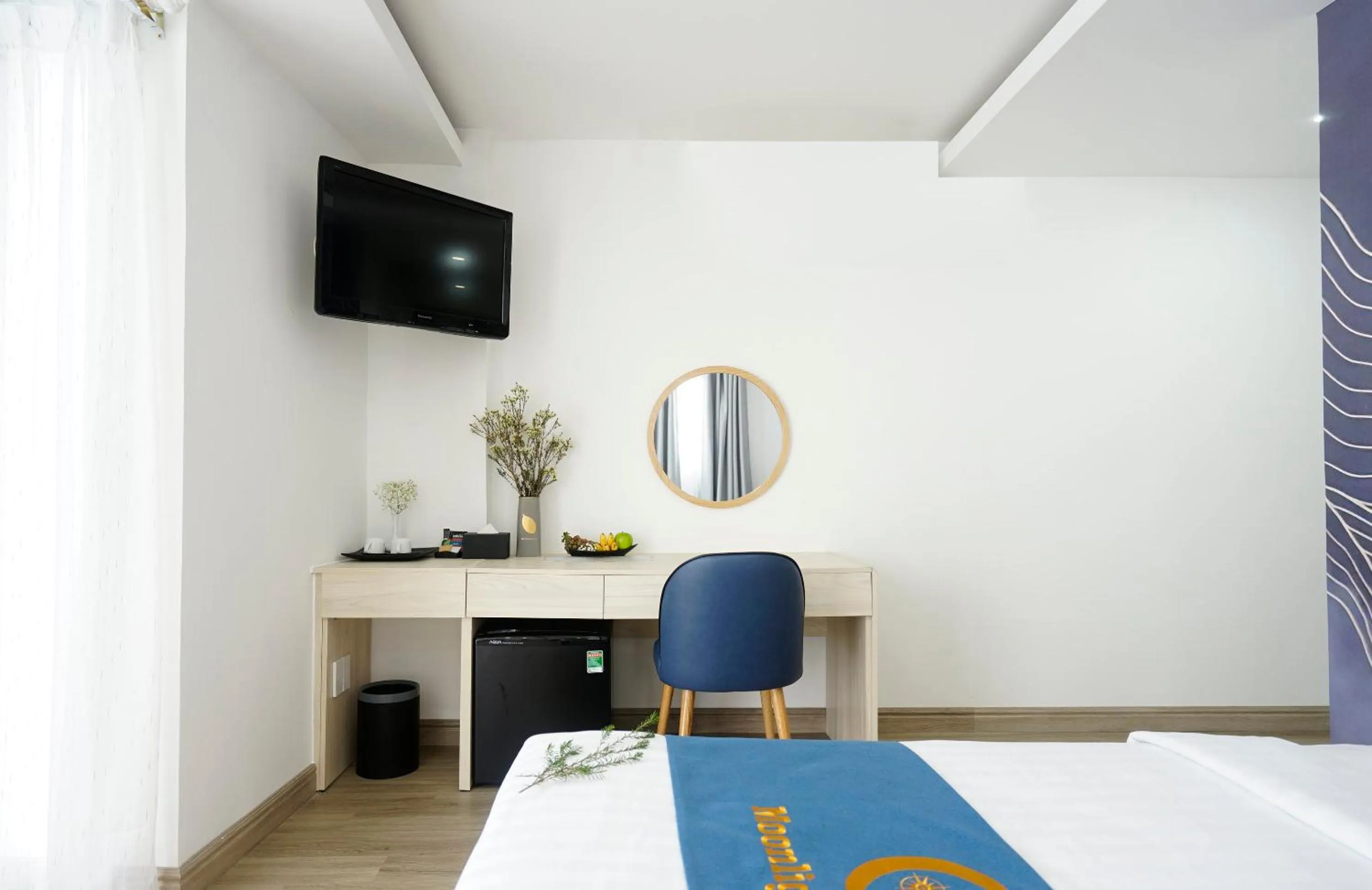 TV and multimedia, Bed in Moonlight Nha Trang Hotel