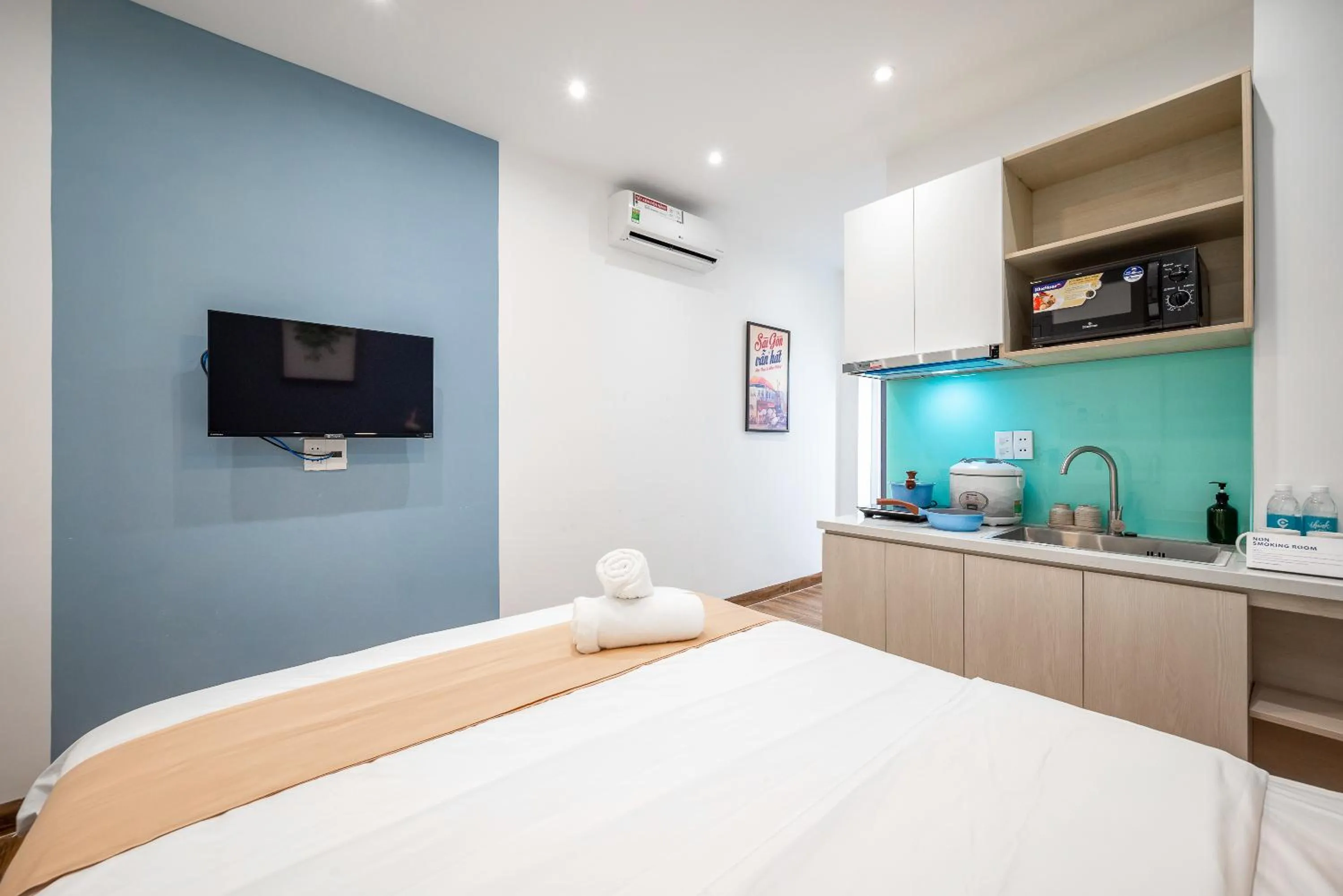 Bed in Cozrum Homes - Winter Corner