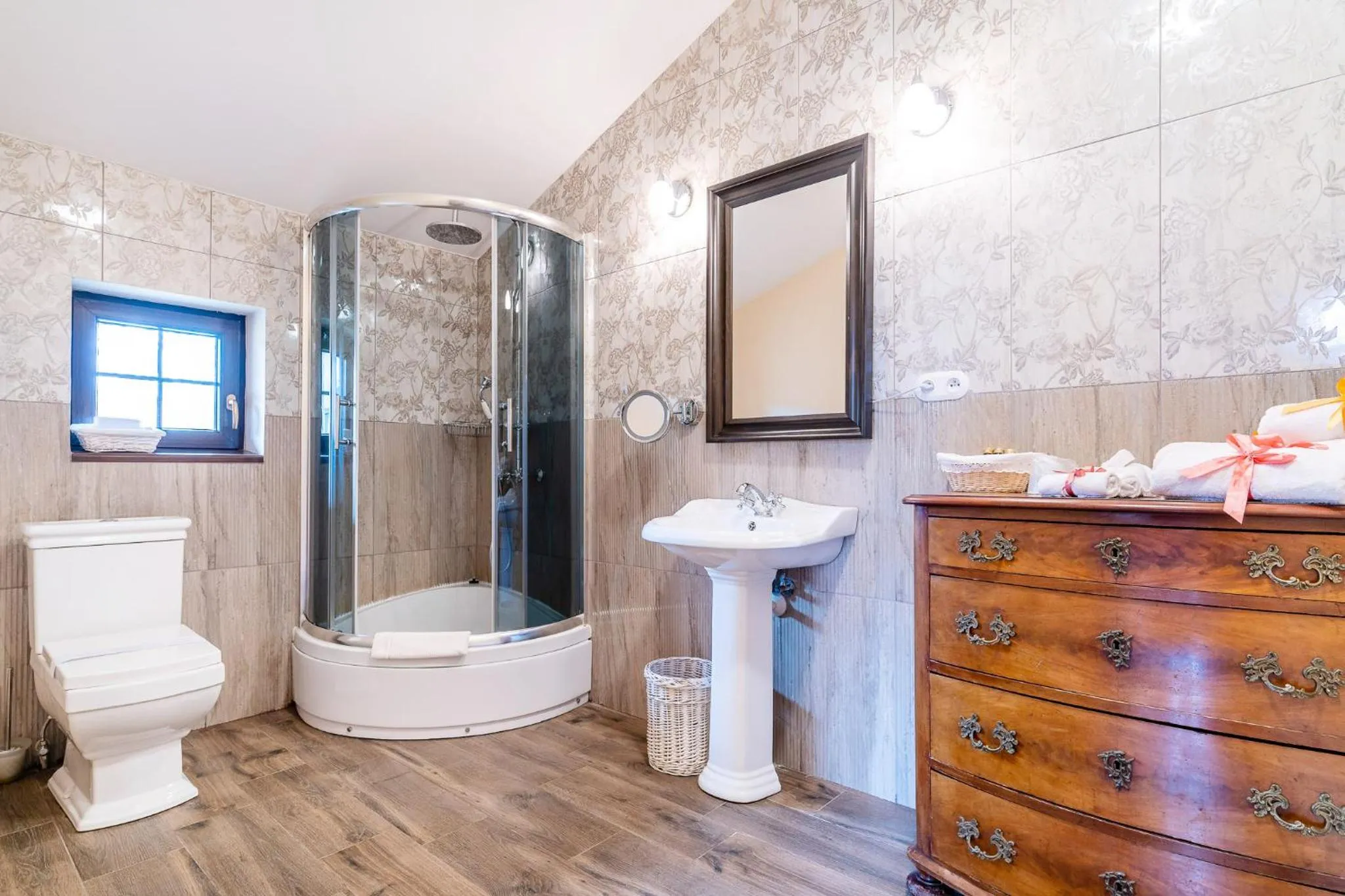 Shower in Folwark Karczemka