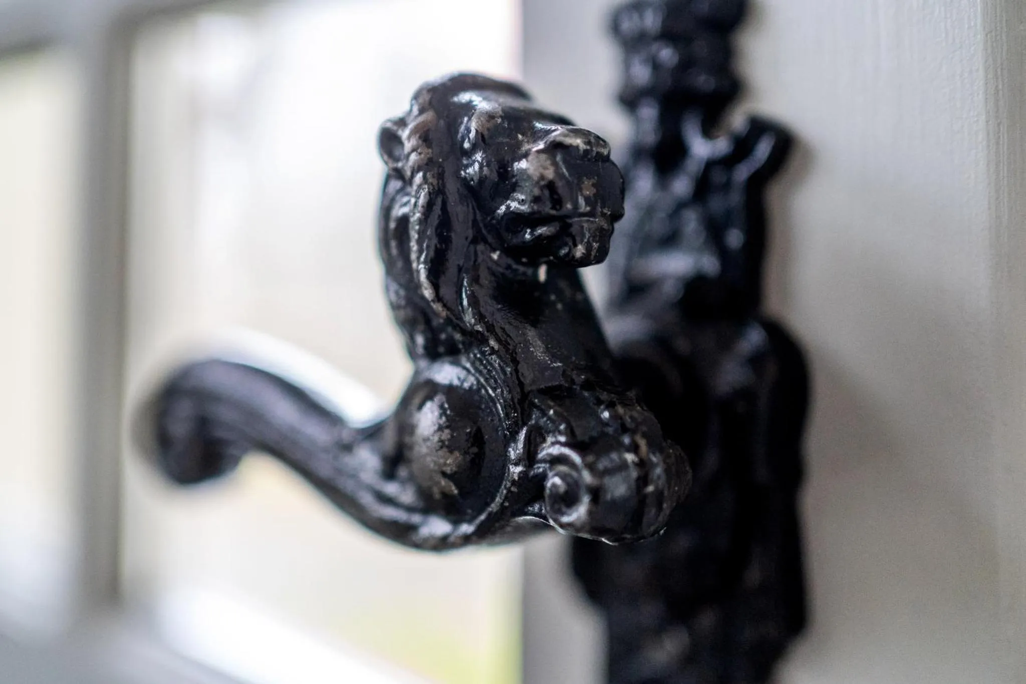 Decorative detail in Folwark Karczemka