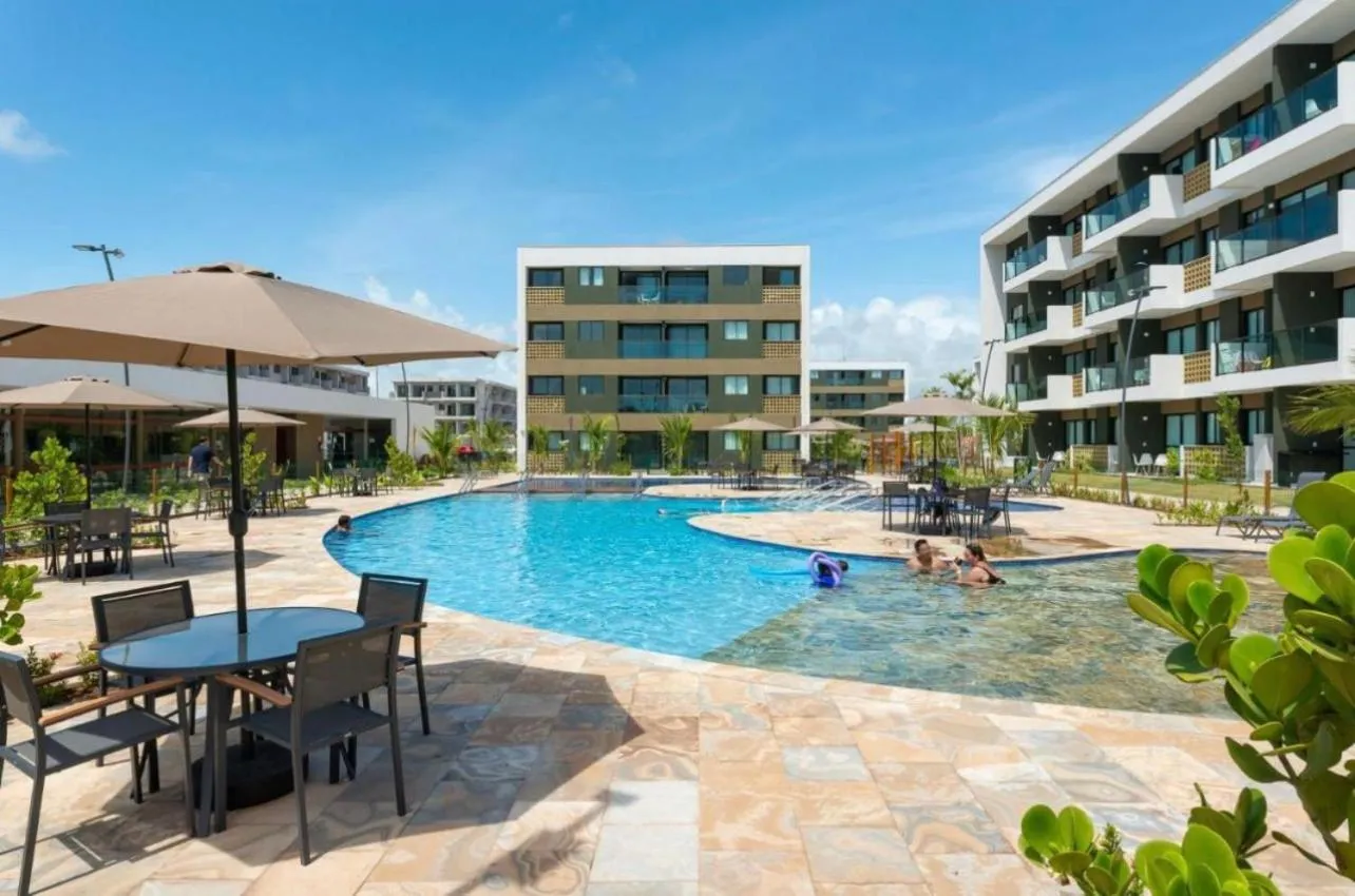 Swimming pool in Porto Beach Resort - Mana Beach Experience