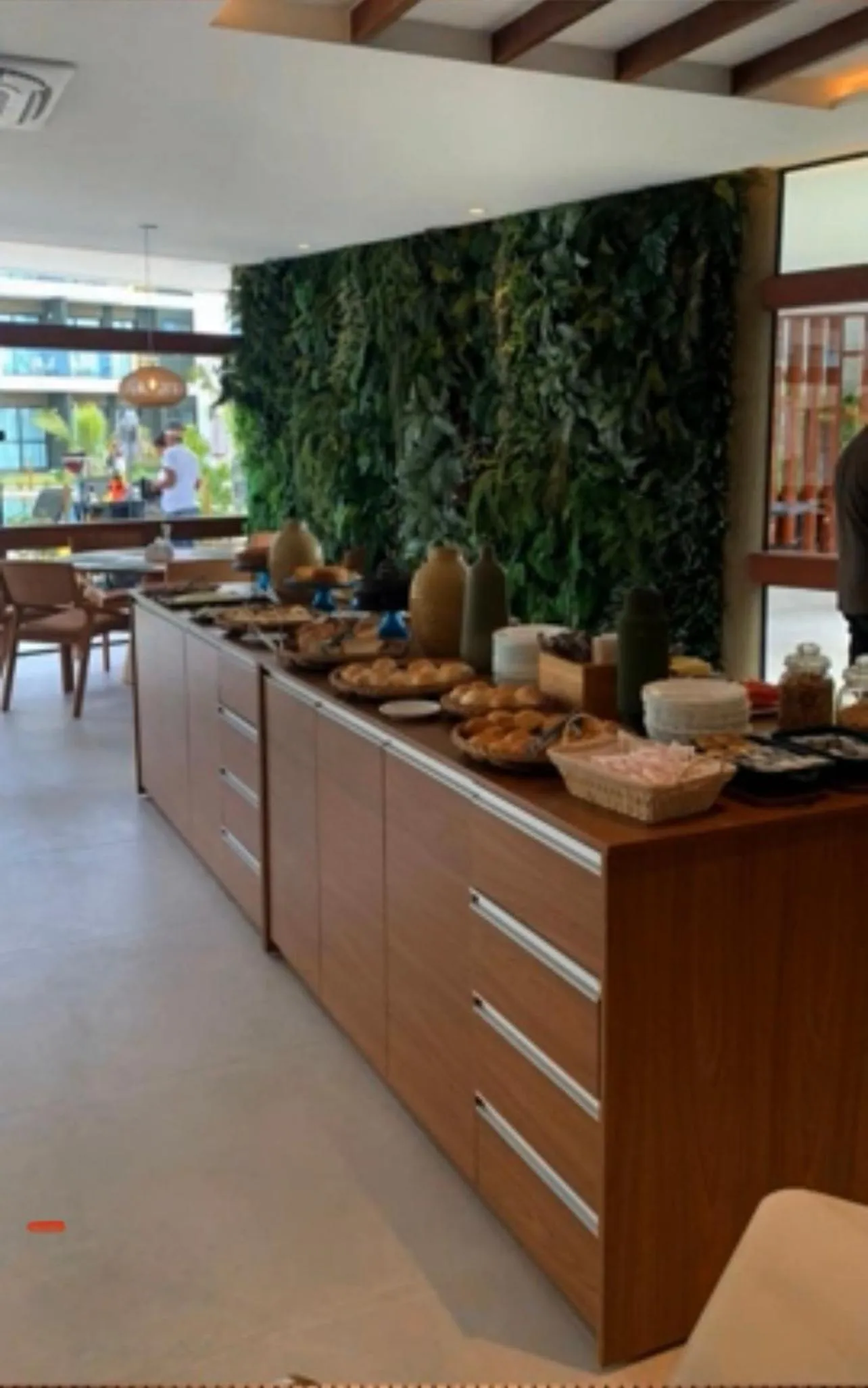 Restaurant/places to eat in Porto Beach Resort - Mana Beach Experience