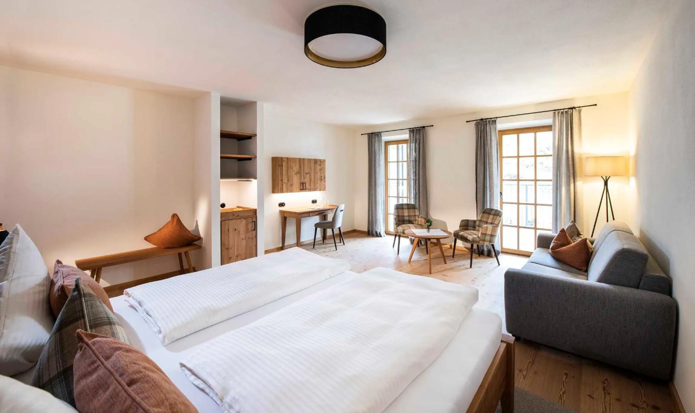 Bedroom, Bed in Hotel Grünerhof