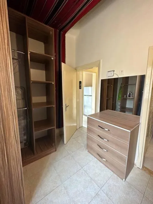 wardrobe in Antica old apartment al-lwebdeh