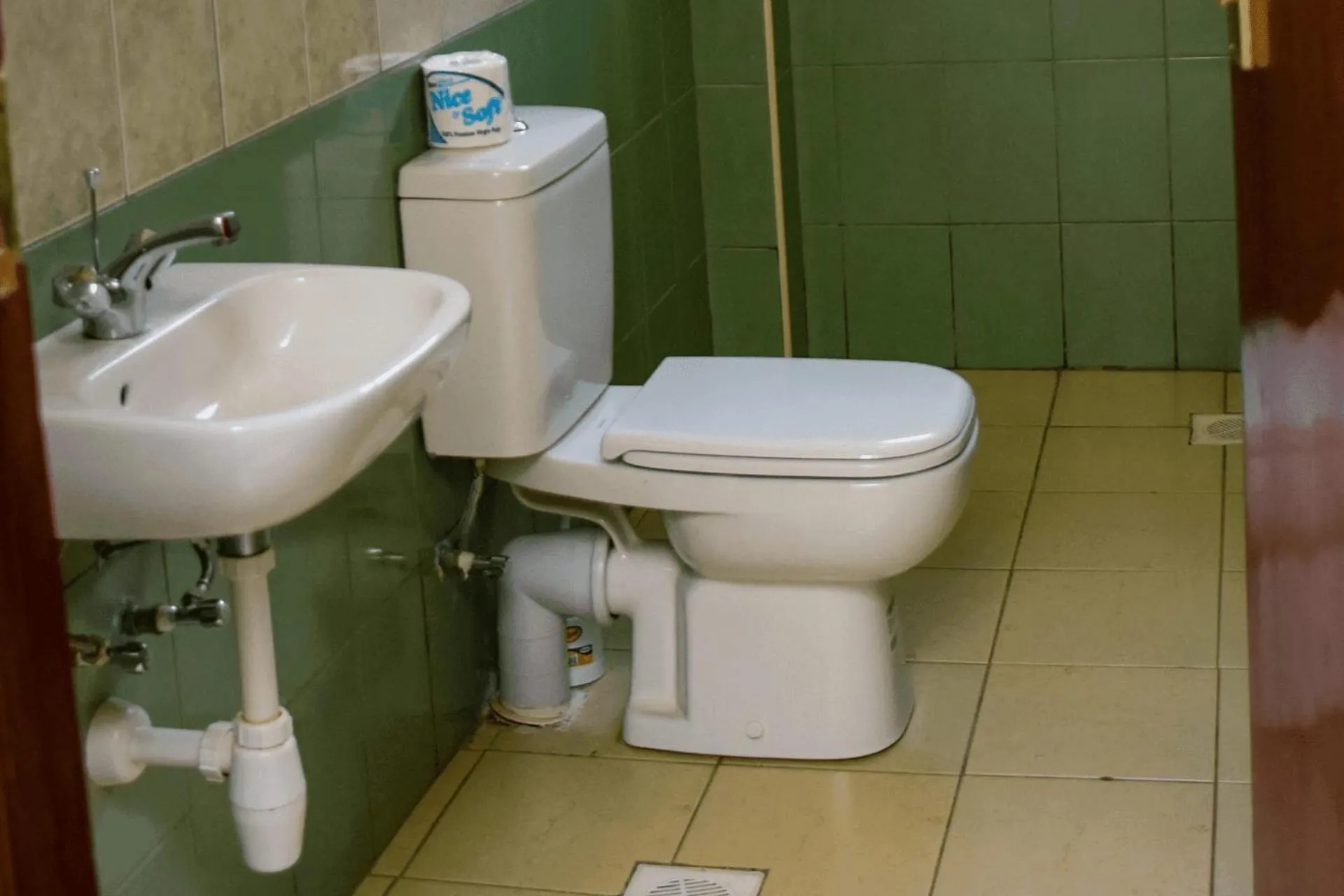 Toilet in The Radix Hotel Limited