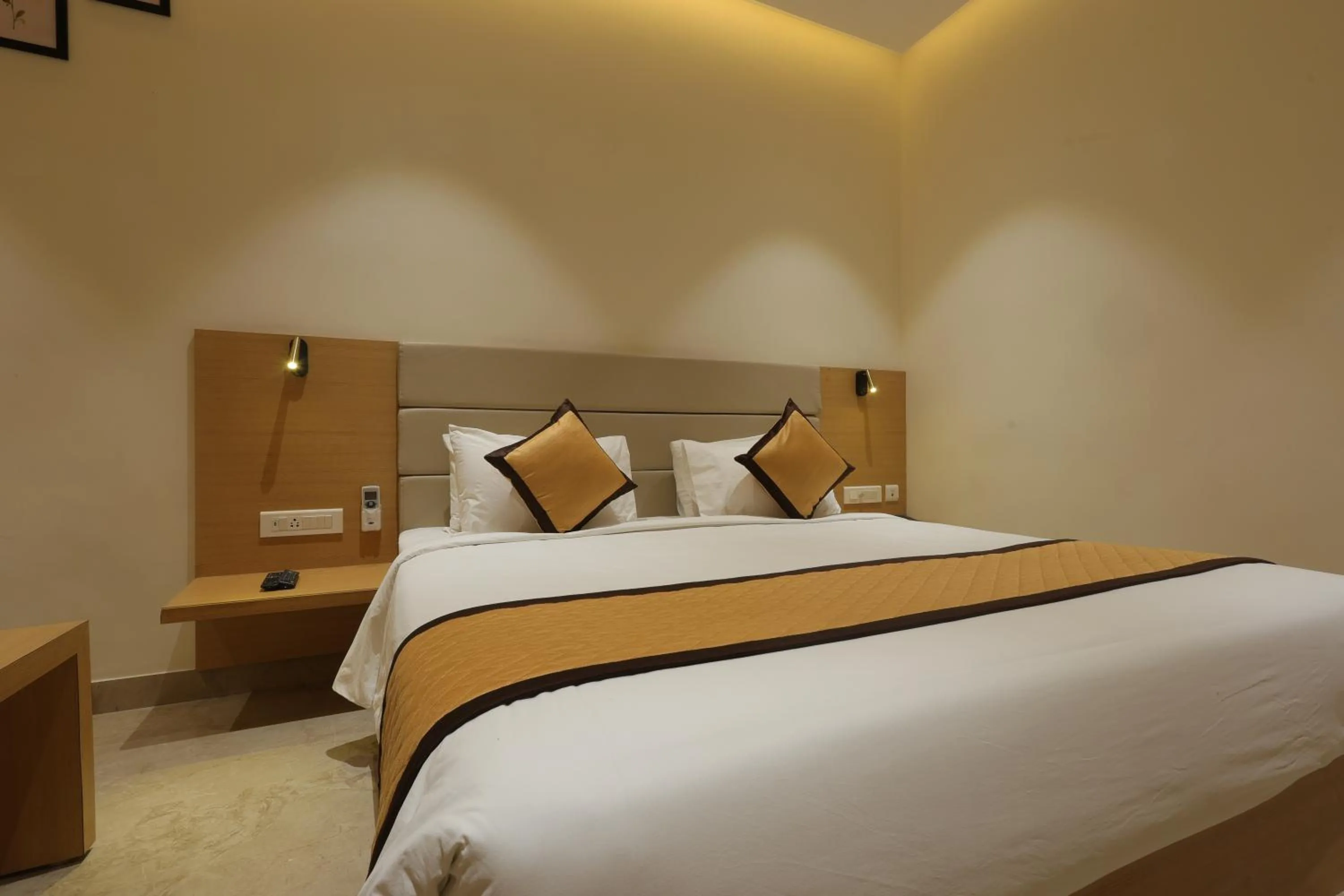 Bed in Hotel Nakshathra- A Royal Stay