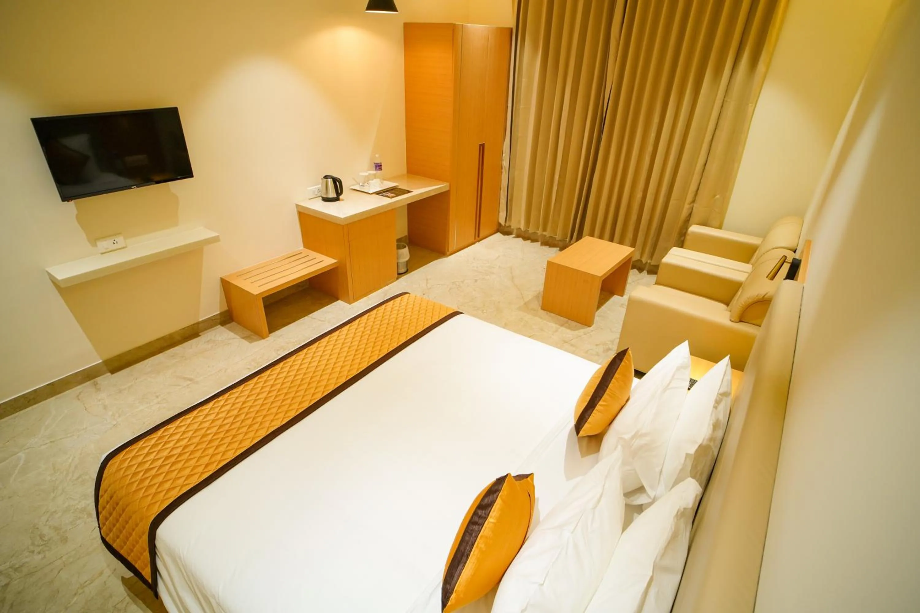 Bed in Hotel Nakshathra- A Royal Stay
