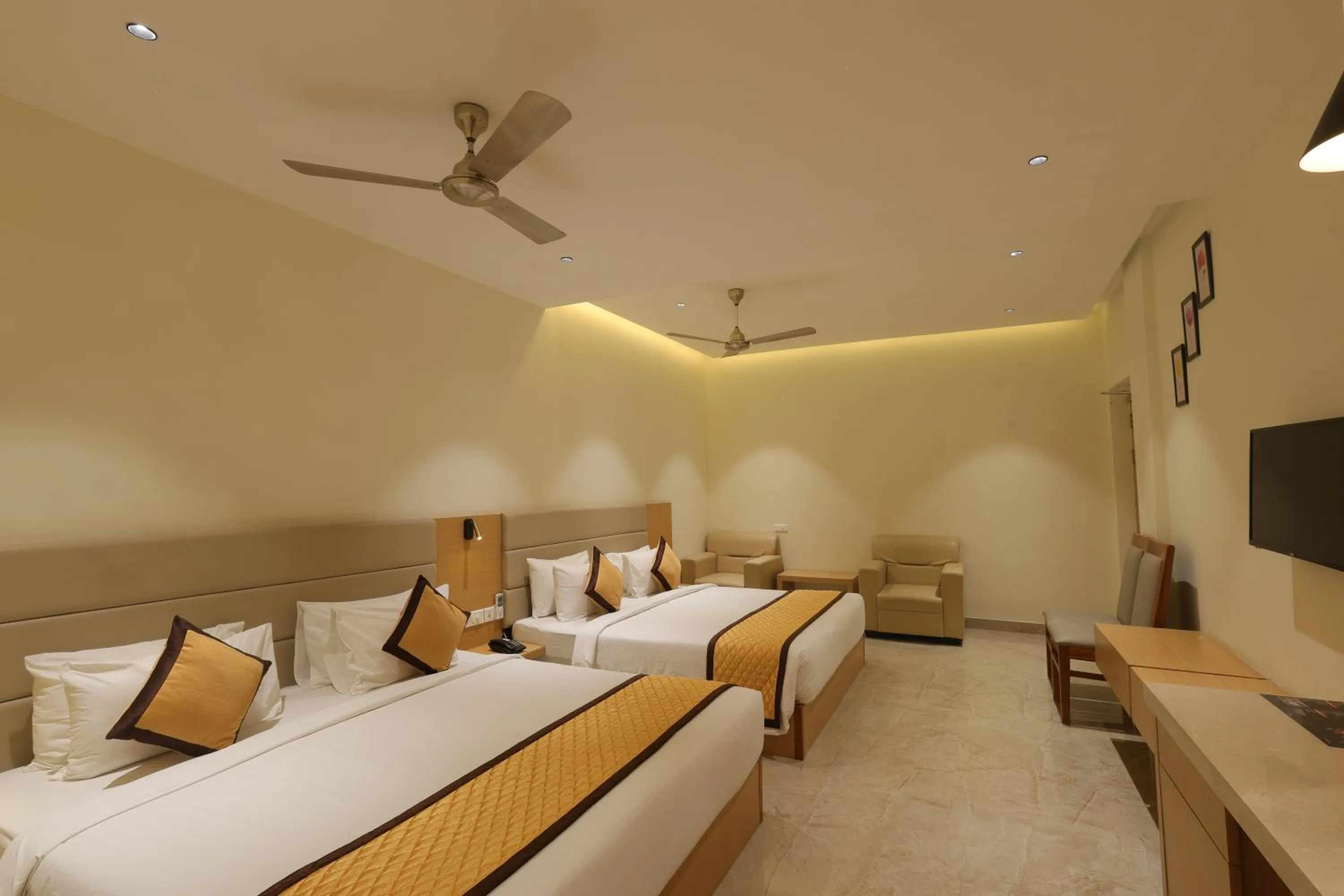 Photo of the whole room, Bed in Hotel Nakshathra- A Royal Stay