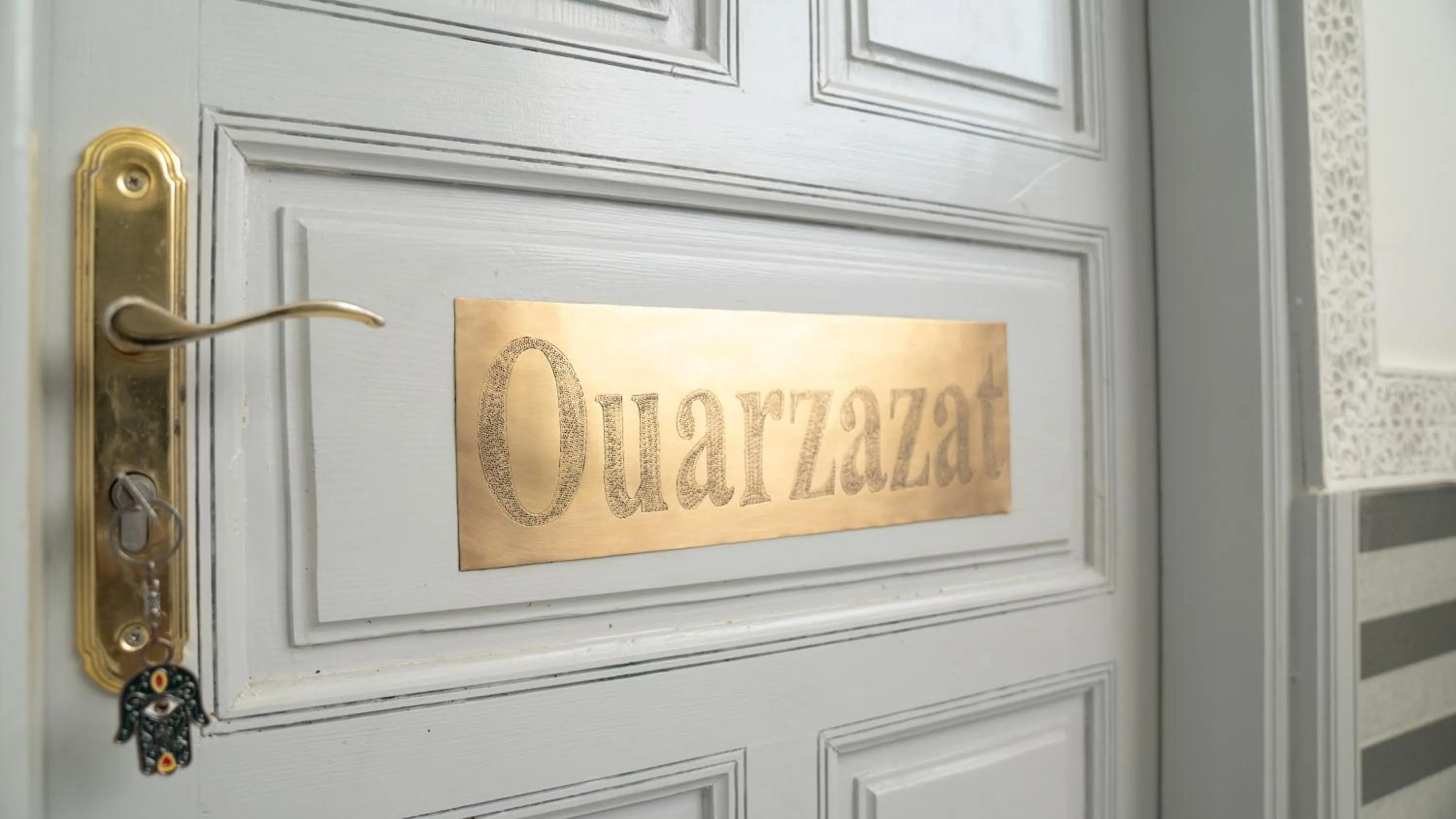 Logo/Certificate/Sign in Riad Allal