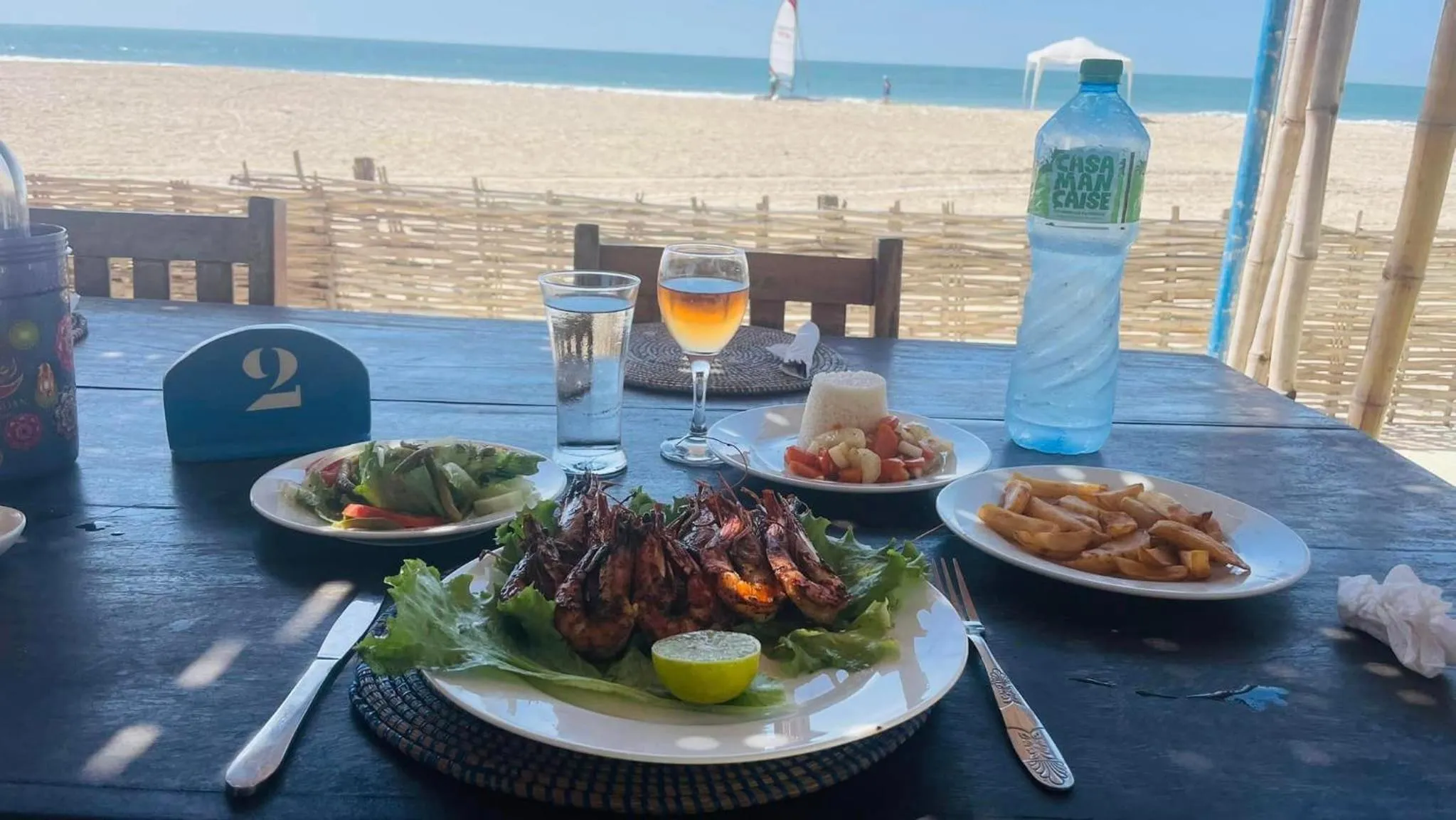 Restaurant/places to eat in HOTEL DU BAR DE LA MER CAP SKIRRiNG