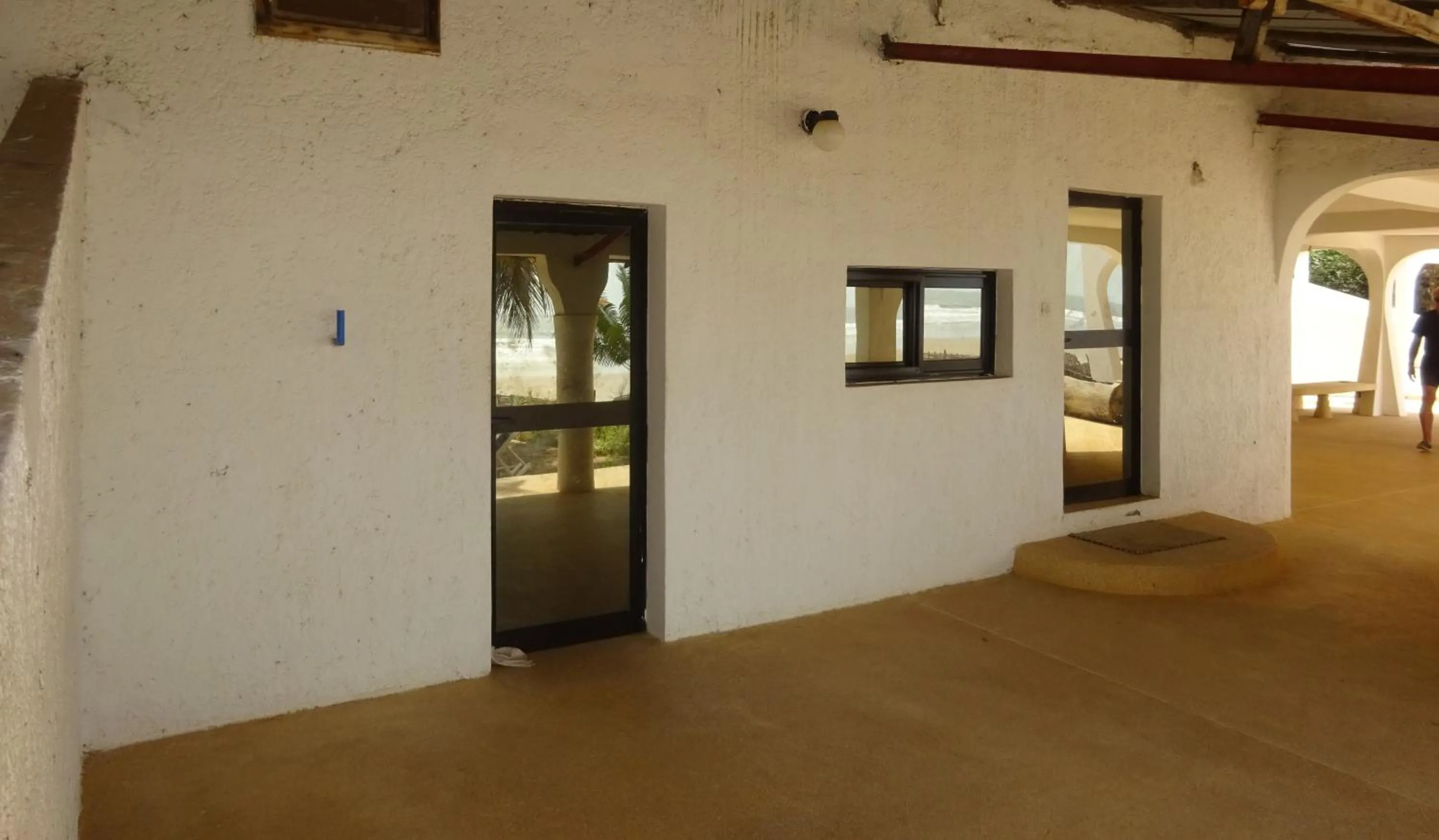 Property building in HOTEL DU BAR DE LA MER CAP SKIRRiNG