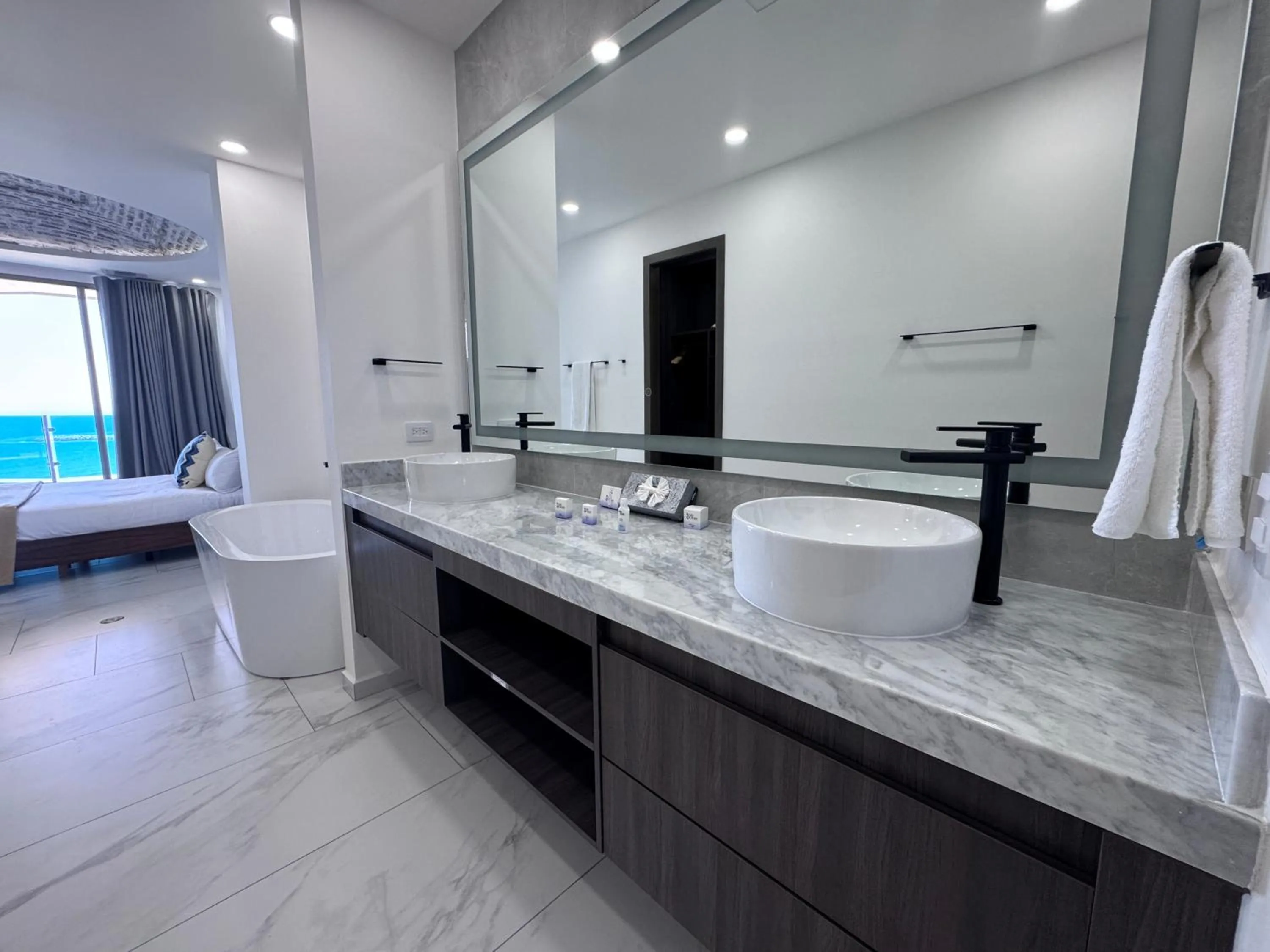 Casa Blanca Golf Villas