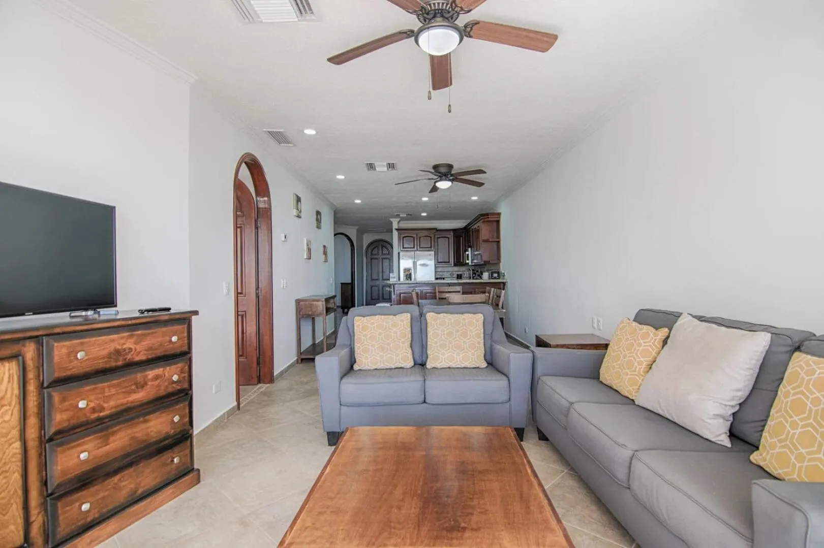 Casa Blanca Golf Villas