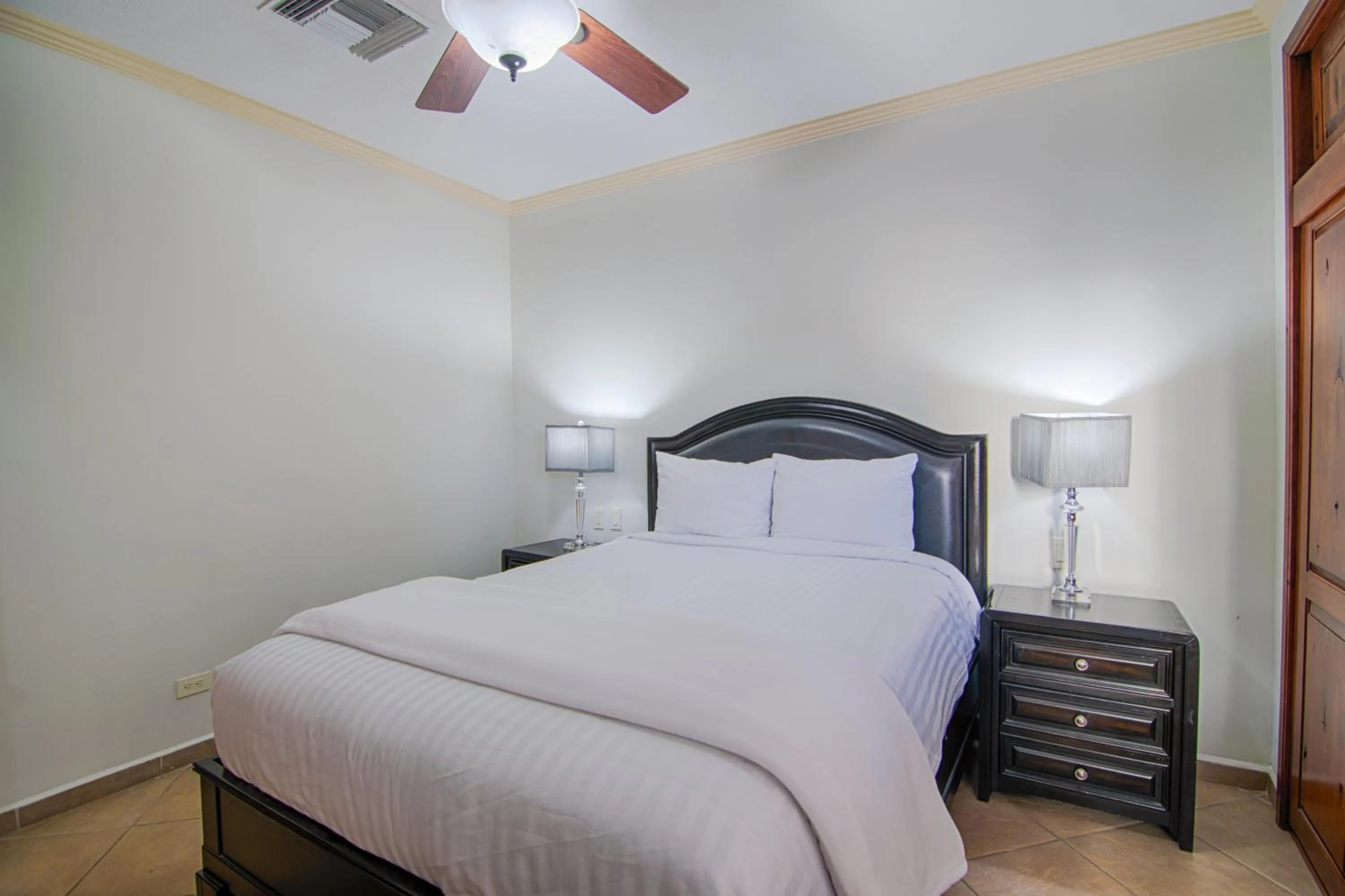 Bedroom, Bed in Casa Blanca Golf Villas
