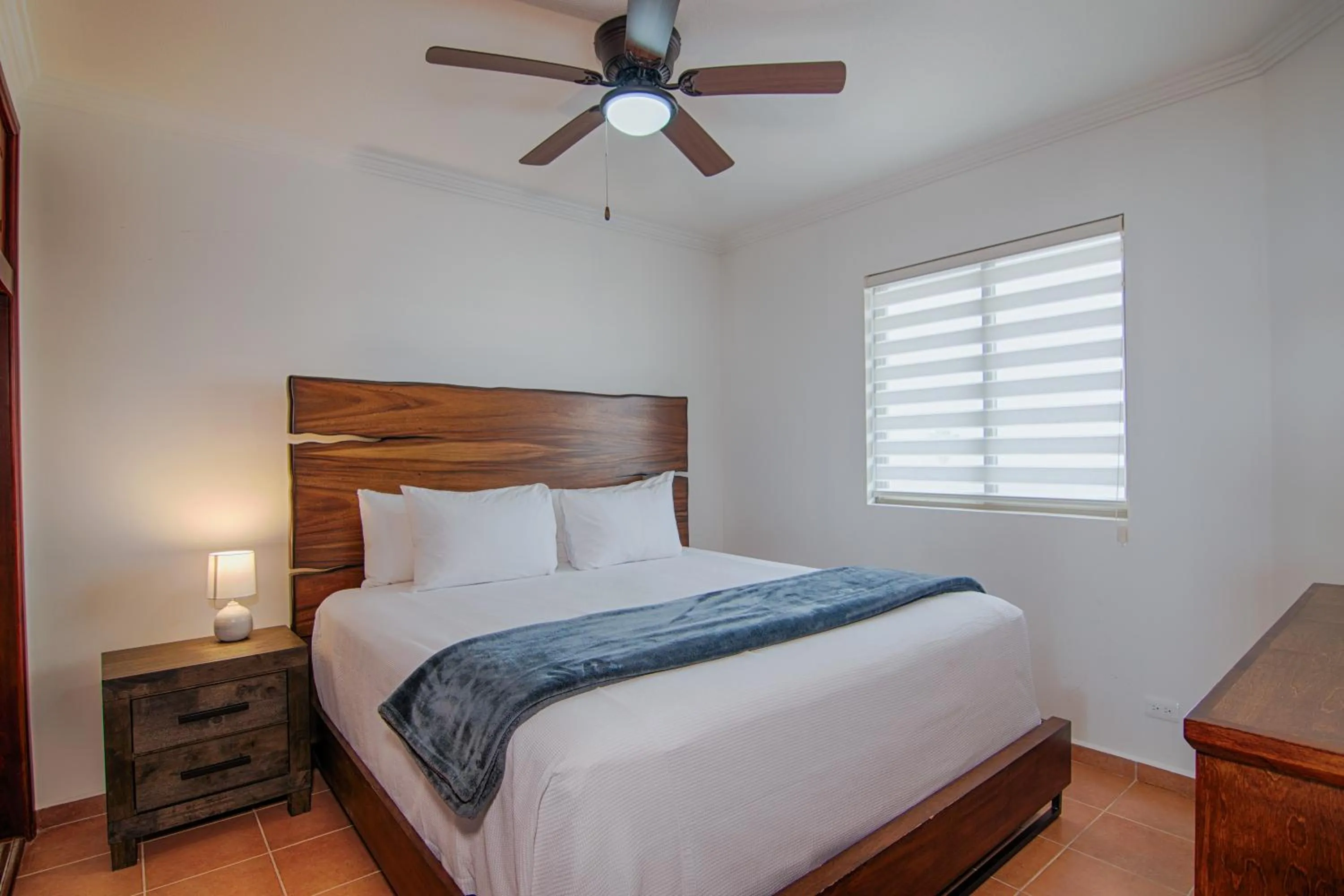 Bed in Casa Blanca Golf Villas