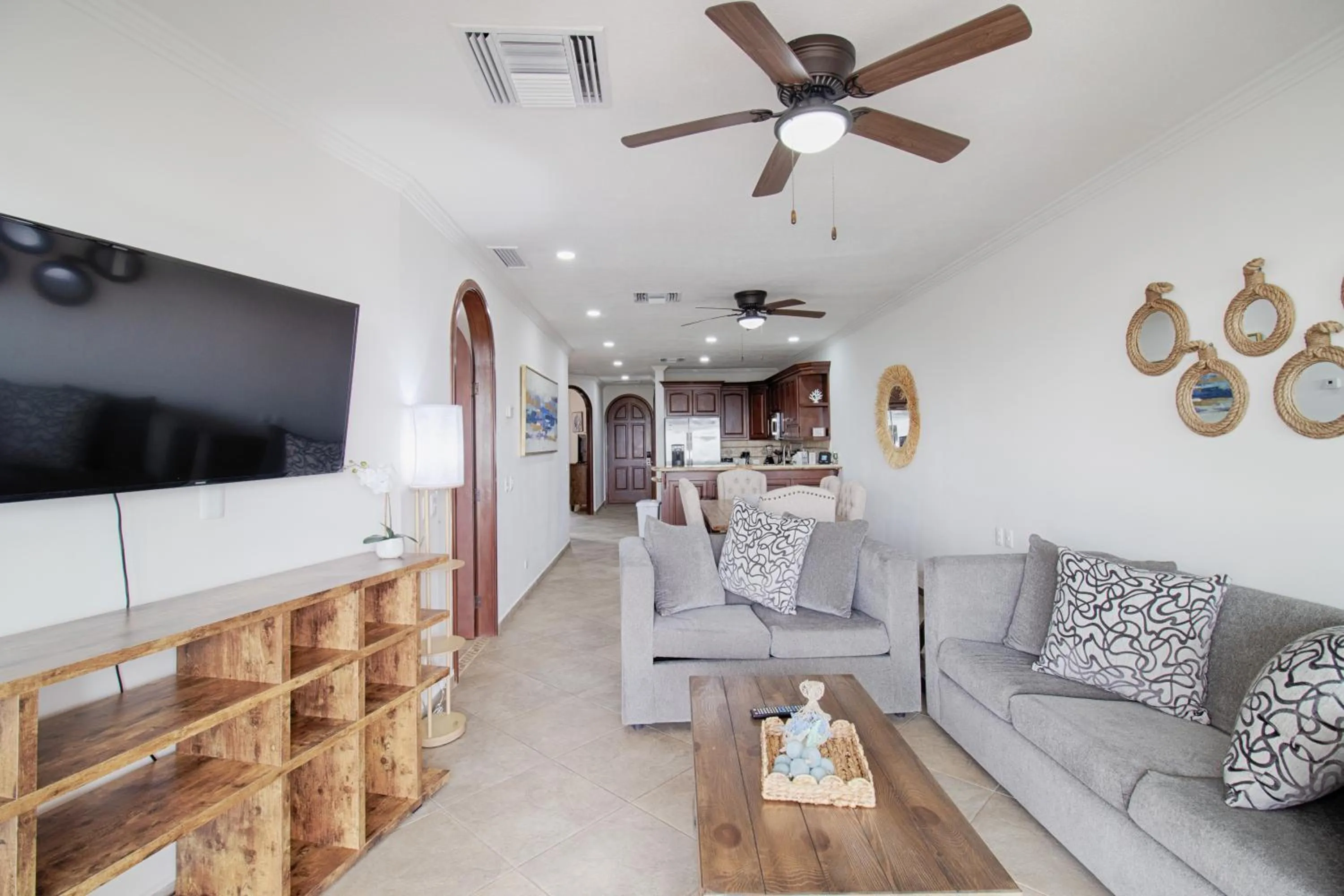 Casa Blanca Golf Villas