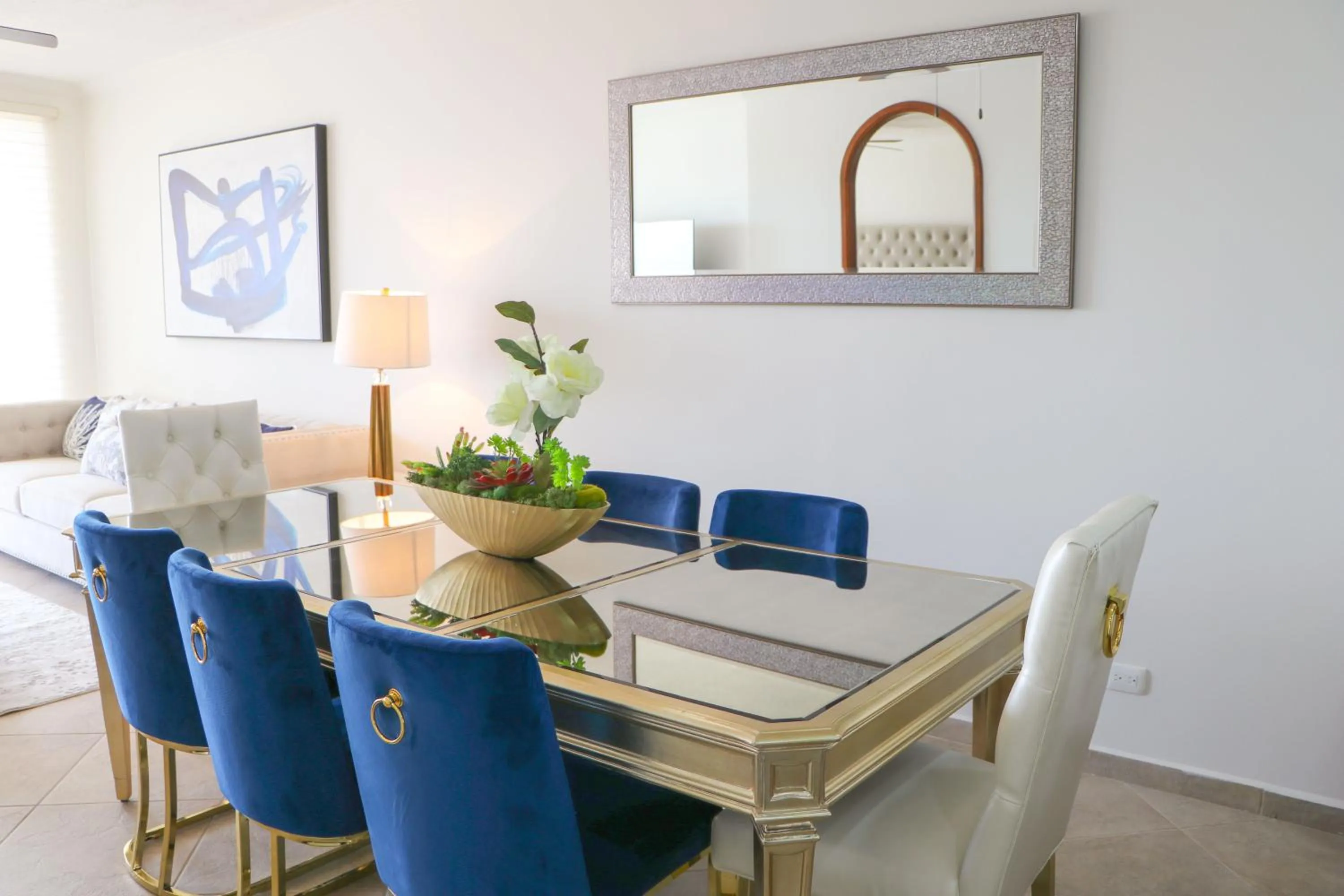 Dining area in Casa Blanca Golf Villas