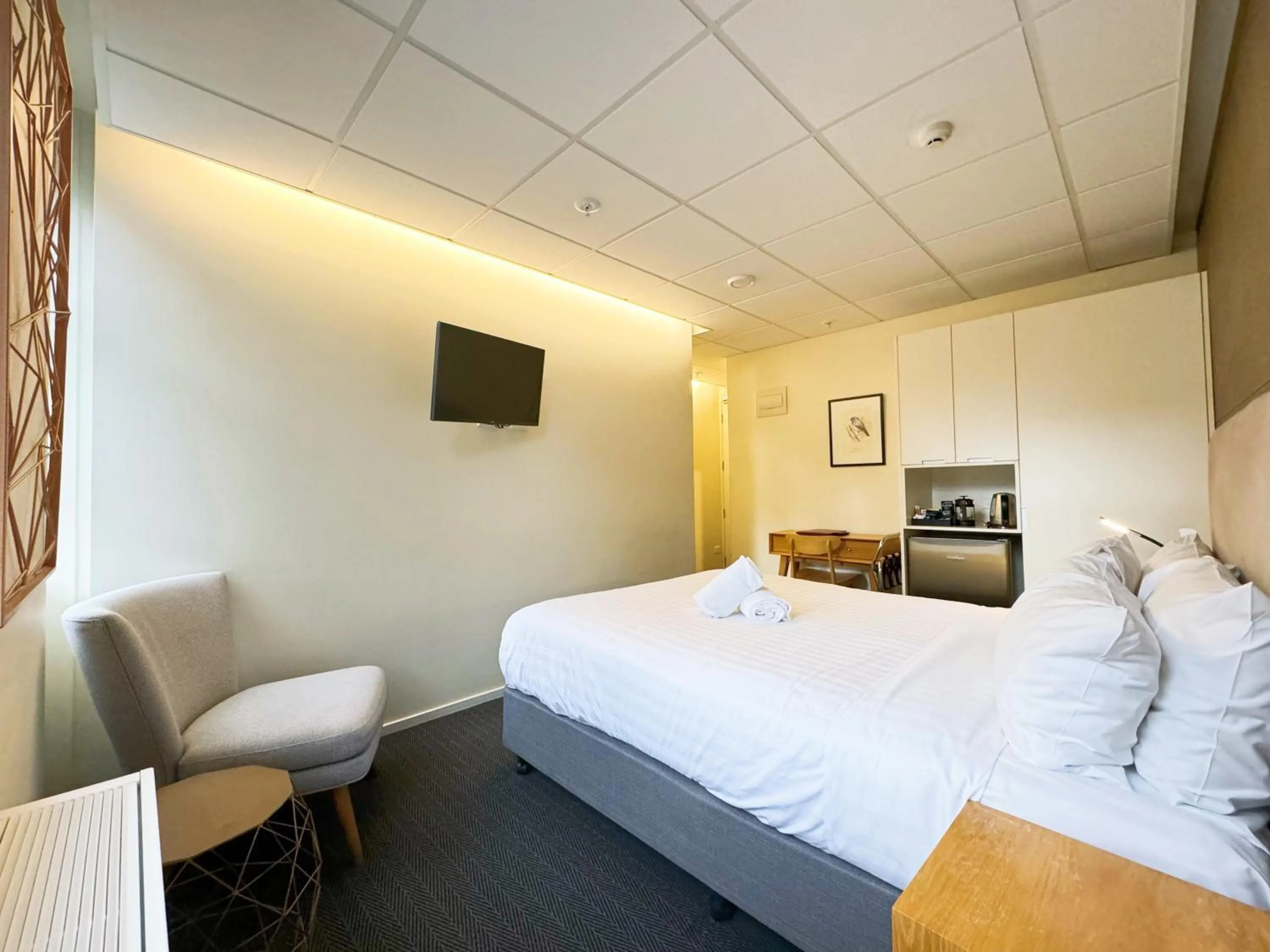 Bedroom, Bed in Park Hotel, Lambton Quay