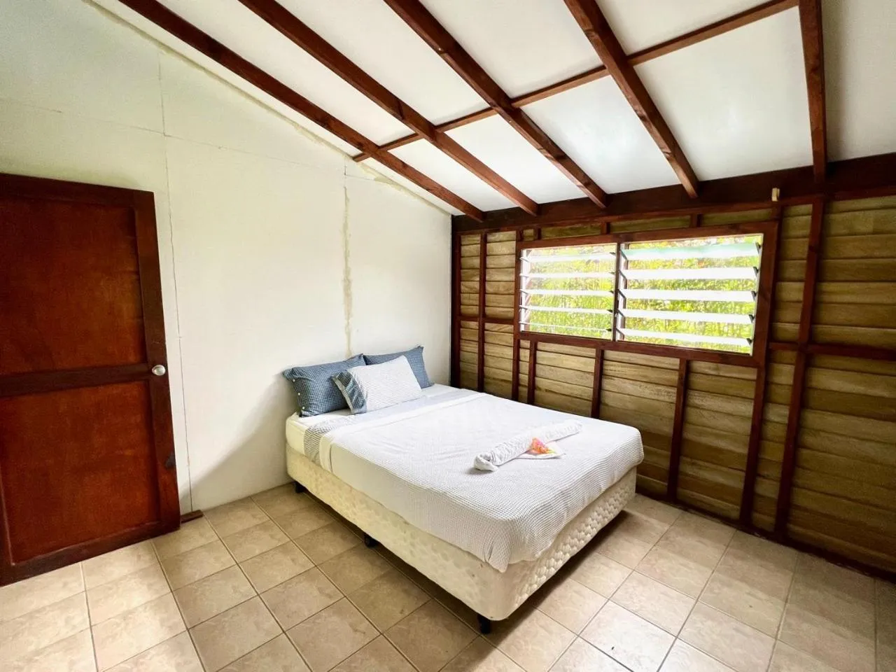 Bed in Freshwater Plantation Farm Stay