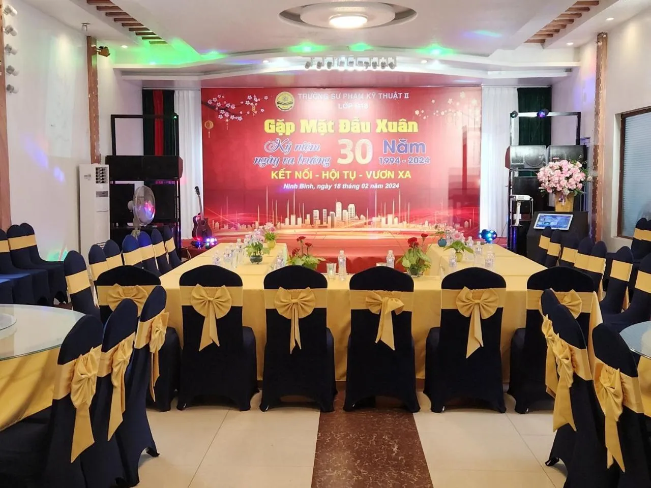 Living room in Châu Sơn Garden Resort