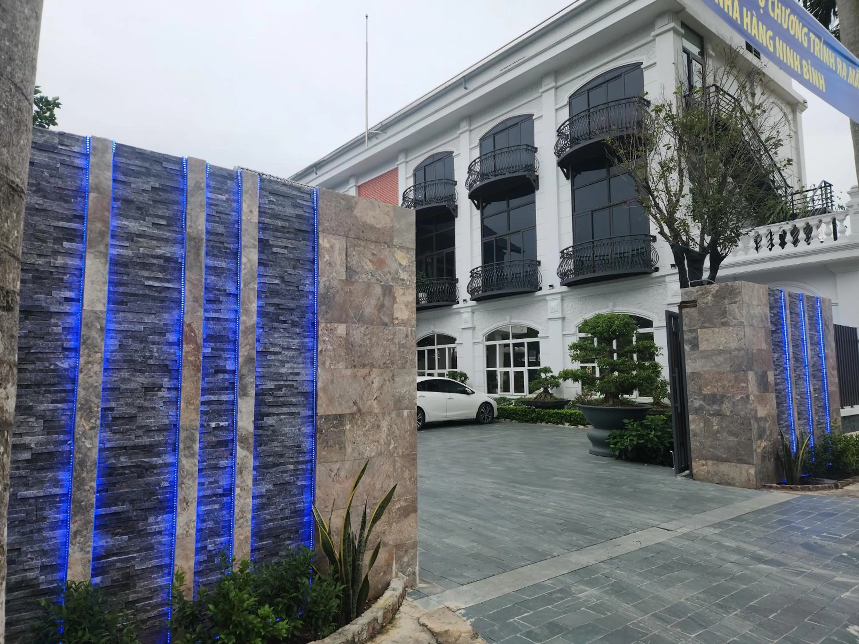 Property building in Châu Sơn Garden Resort