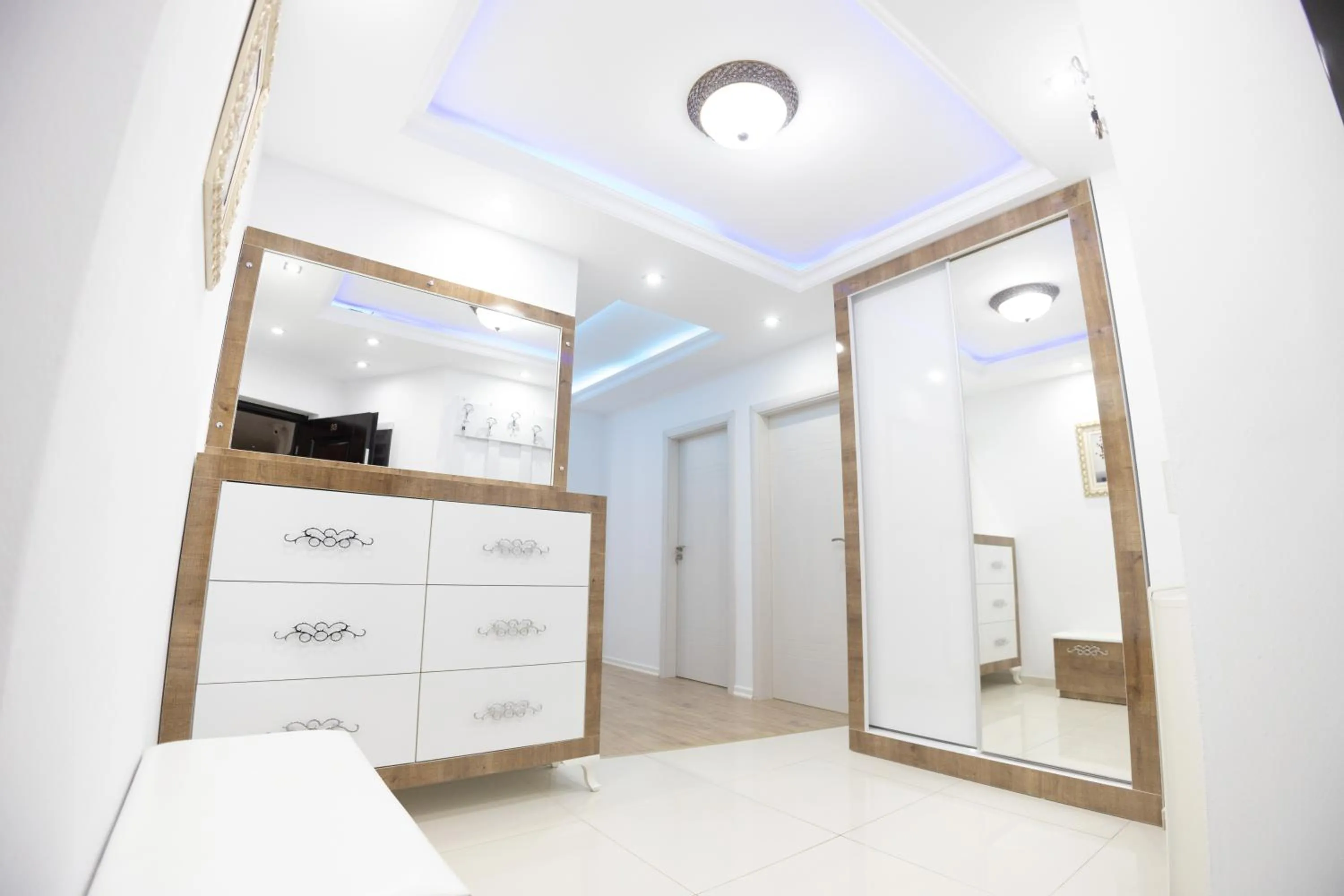 wardrobe in Dodona ApartHotel in Prishtina