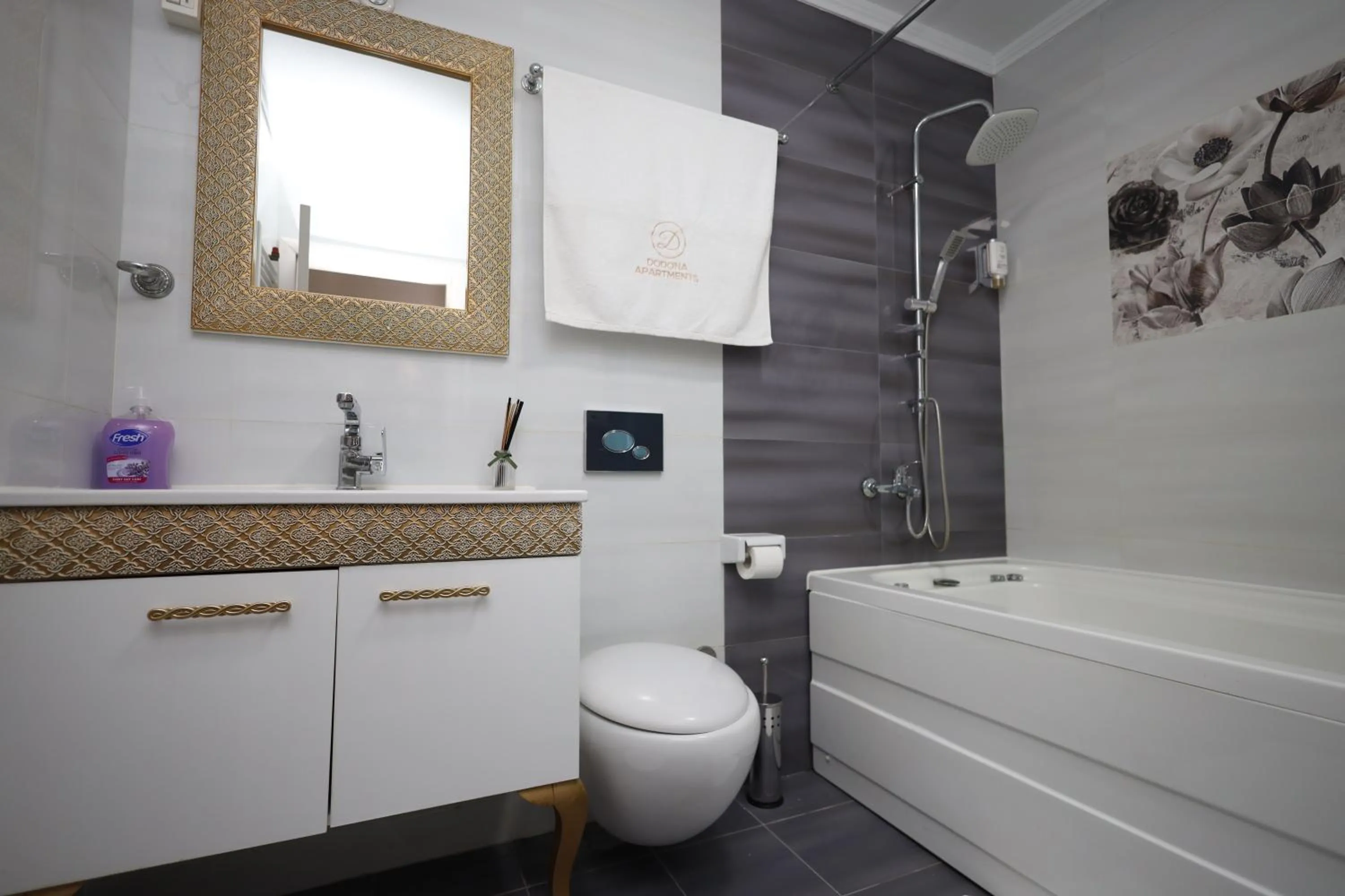 Shower in Dodona ApartHotel in Prishtina
