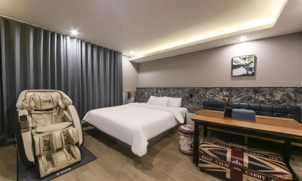 Bed in Daegu Seongseo Hotel Series 5.0
