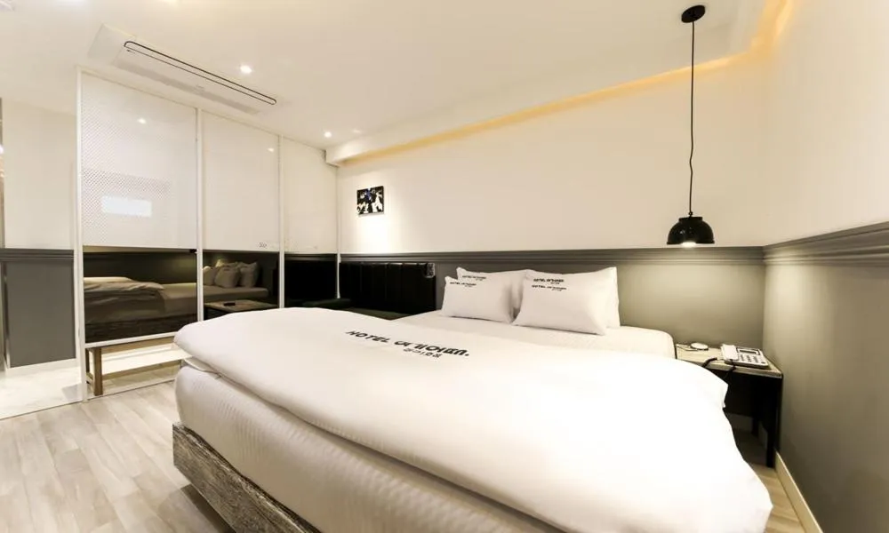 Bed in Hotel Yeogieutte Dongdaegu