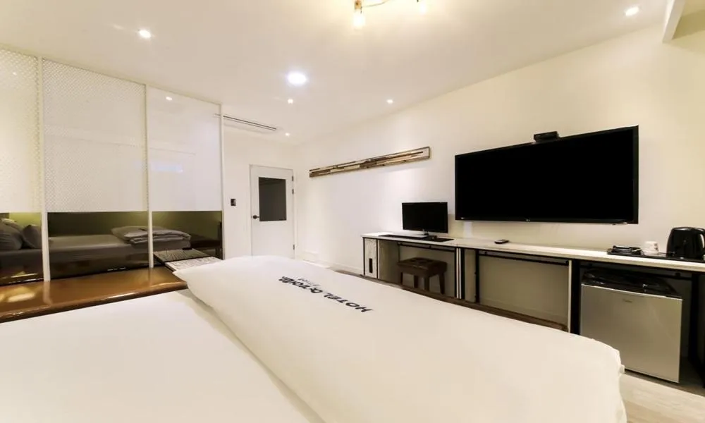 Hotel Yeogieutte Dongdaegu