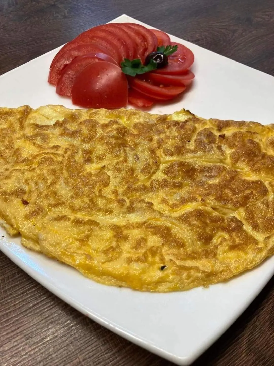 Restaurant/places to eat in Hotel Annis M&P