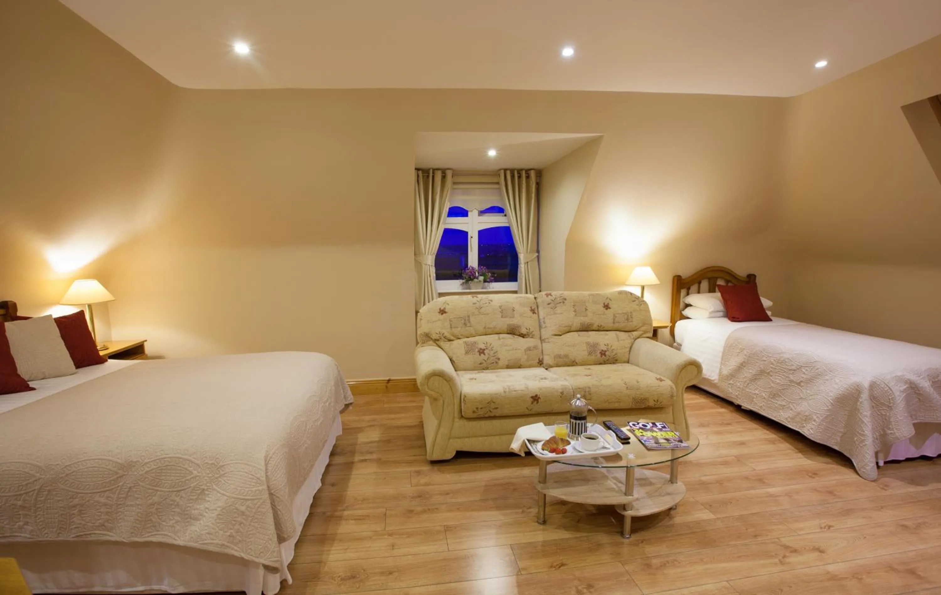 Bed in The Tides Ballybunion