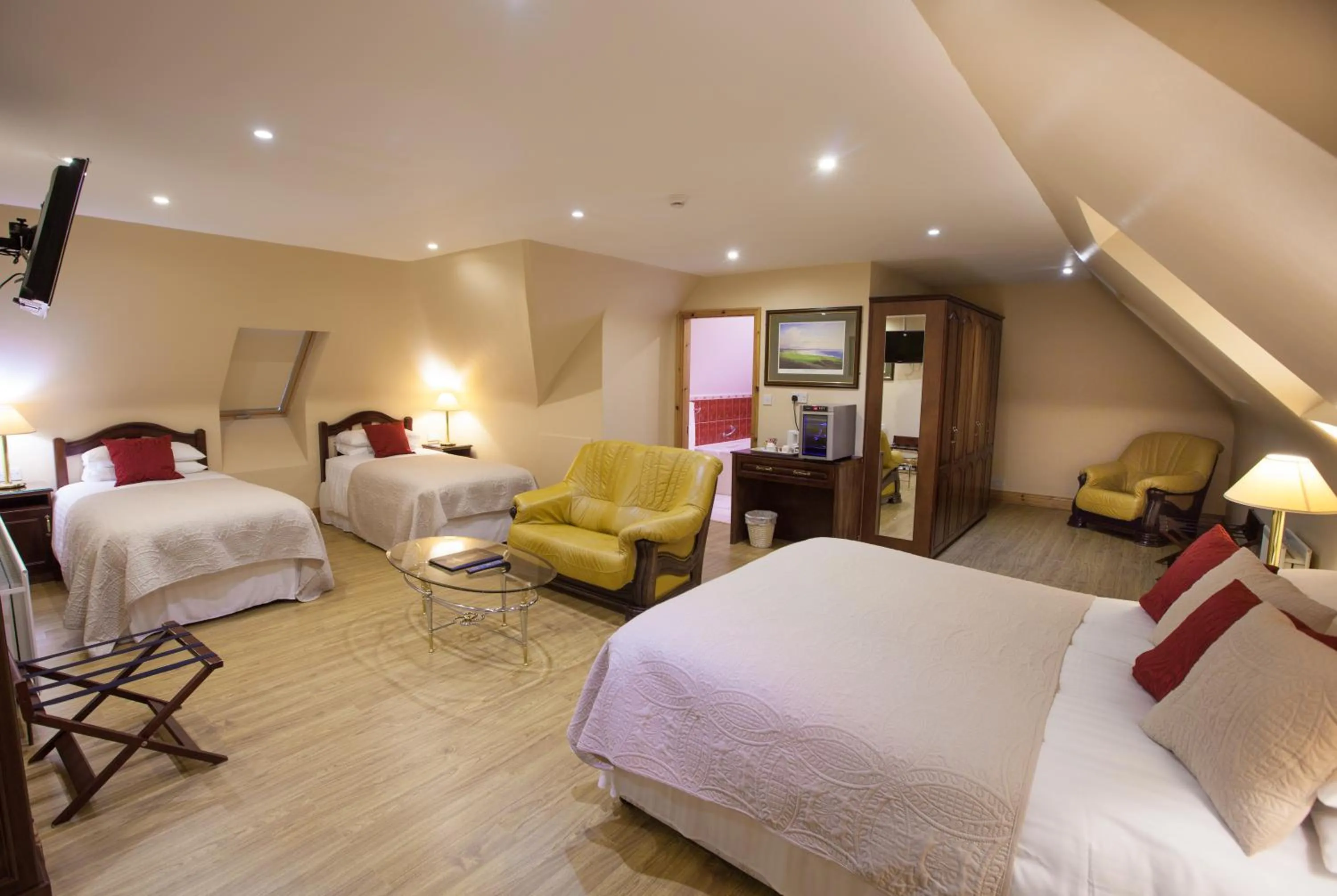 Bed in The Tides Ballybunion