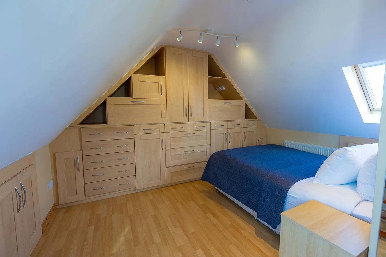 Bed in The Tides Ballybunion