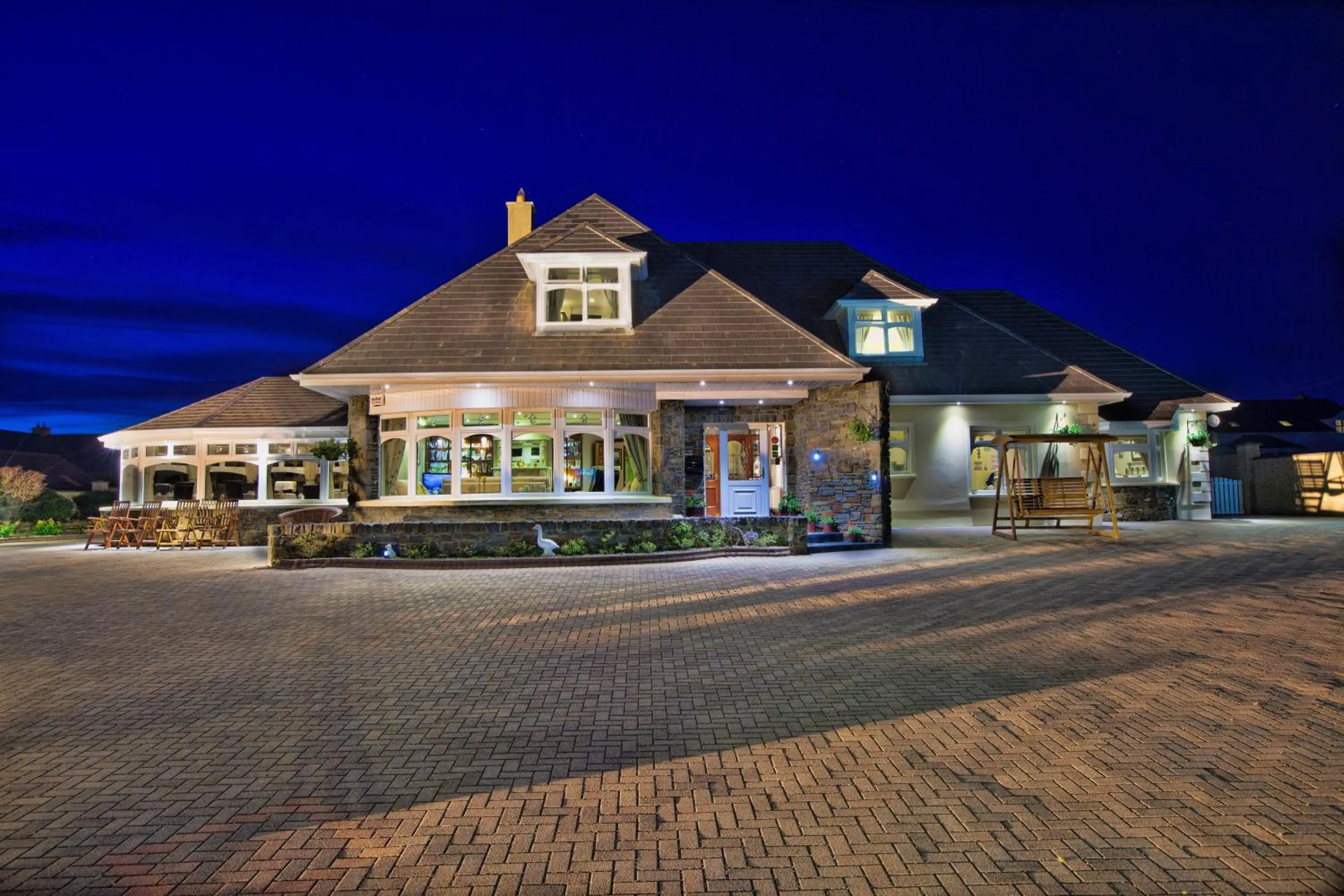 Property building in The Tides Ballybunion