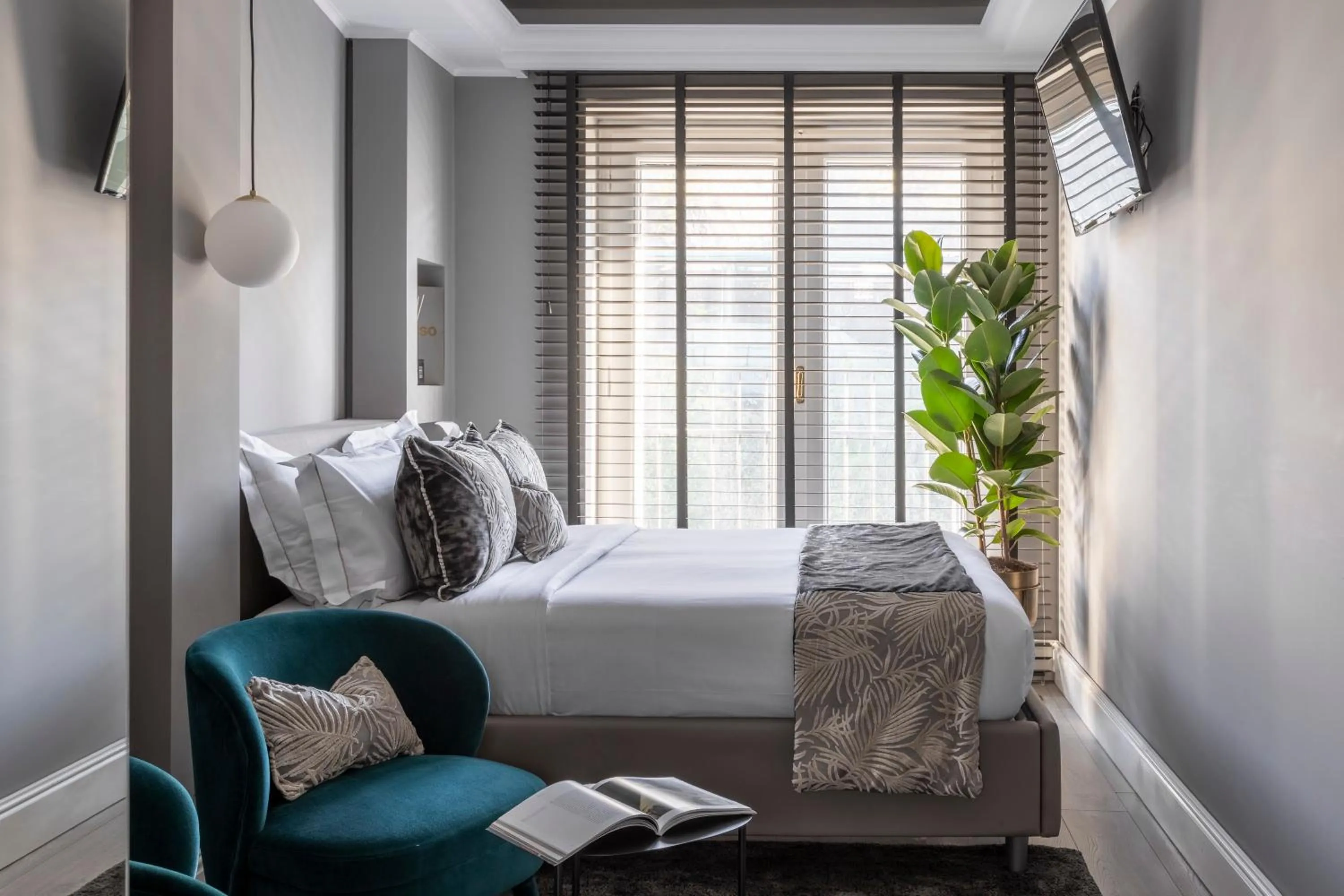 Bedroom, Bed in NAMAN HOTELLERIE - Spagna