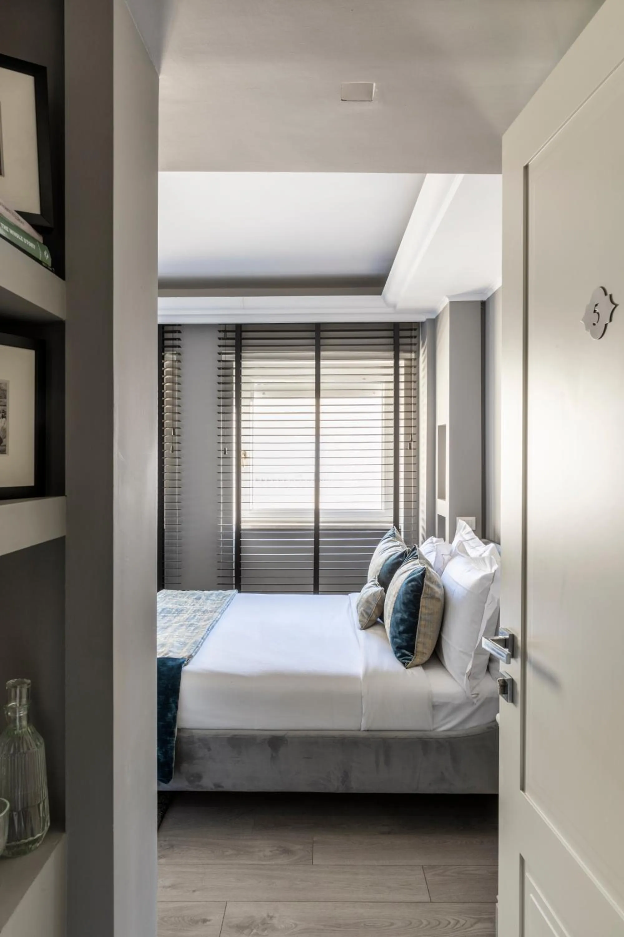 Bedroom, Bed in NAMAN HOTELLERIE - Spagna