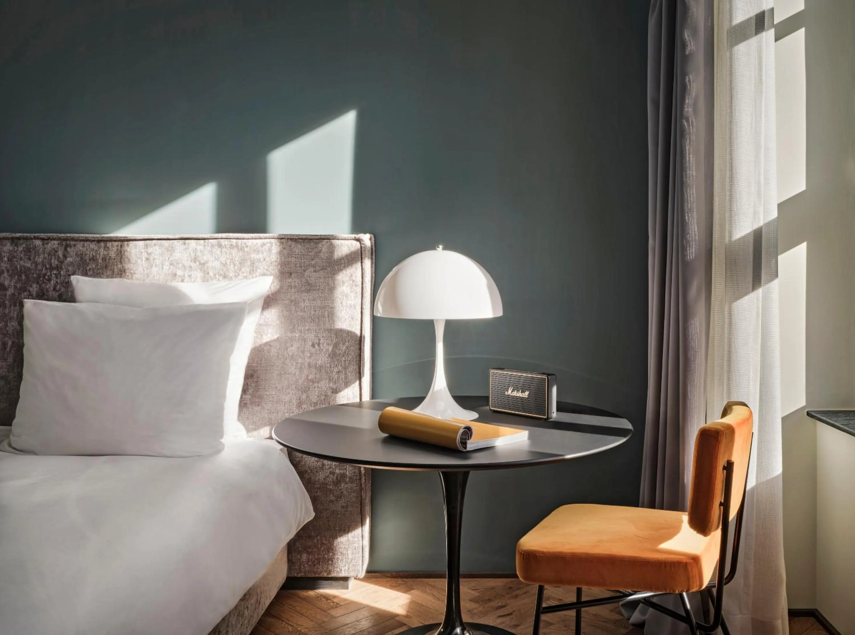 Bedroom, Bed in sly Berlin