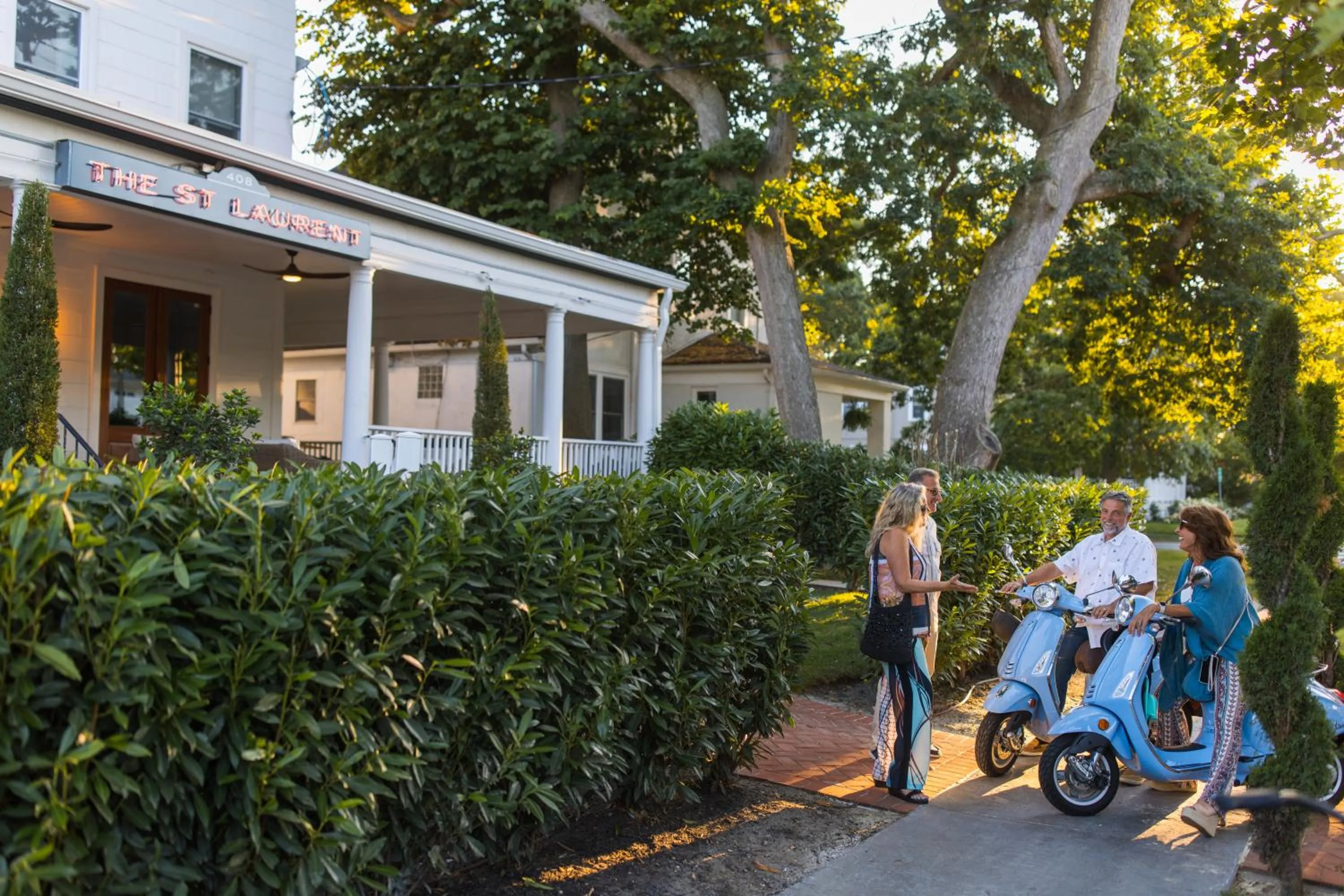 Property building in The St Laurent Guest Rooms